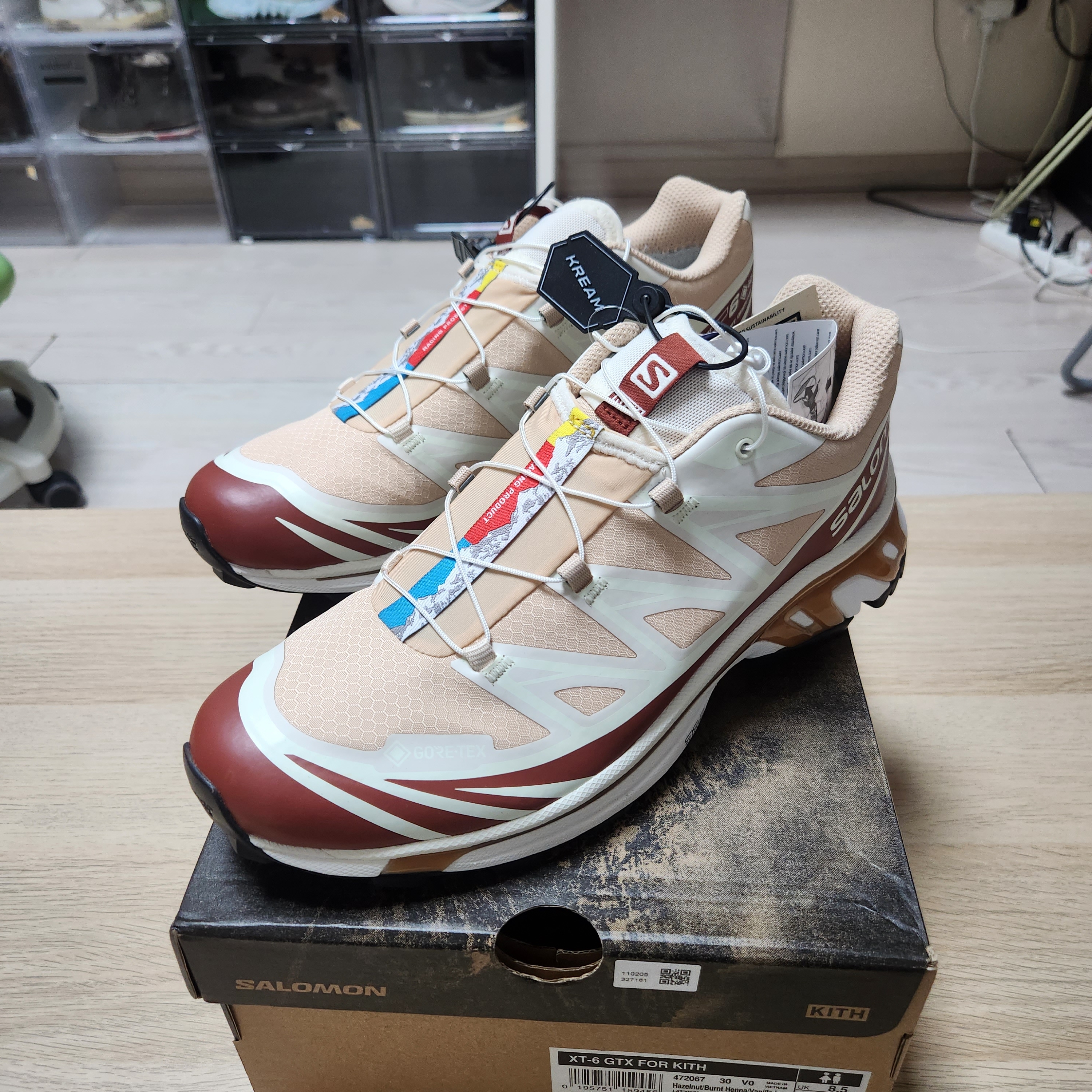Salomon x Kith XT-6 Gore-Tex Hazelnut Burnt Henna Vanilla Ice 착용 스타일 - 3