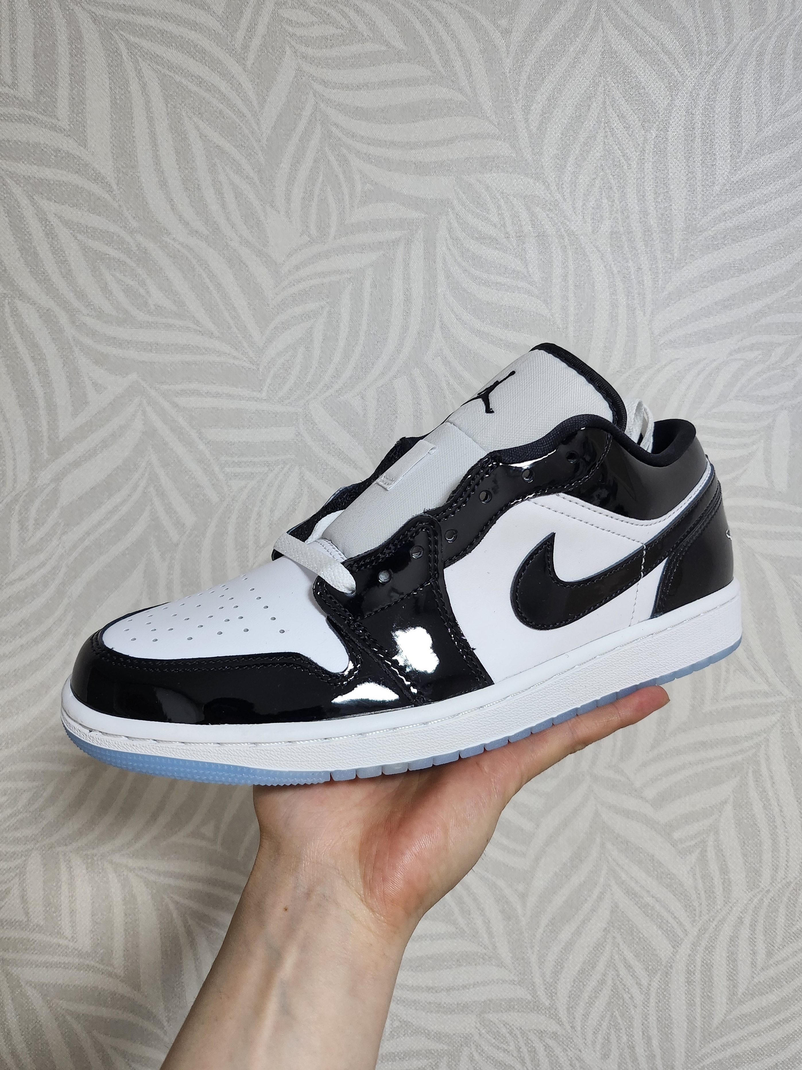 Jordan 1 Low SE Concord 착용 스타일 - 1