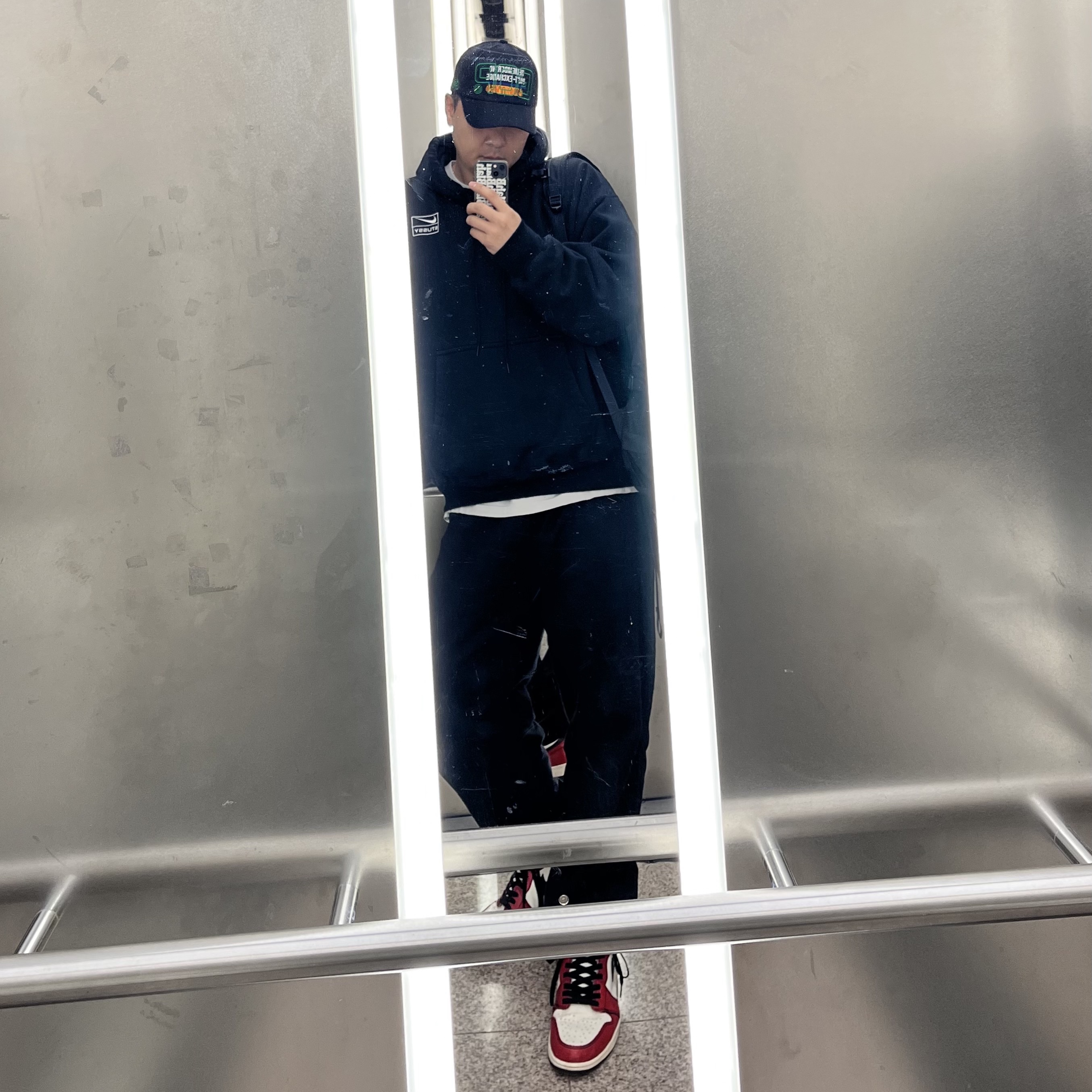 Nike x Stussy NRG RA Washed Pullover Hoodie Black (DN4028-010), Nike x Stussy NRG RA Washed Fleece Pants Black (DN4030-010) 착용 스타일