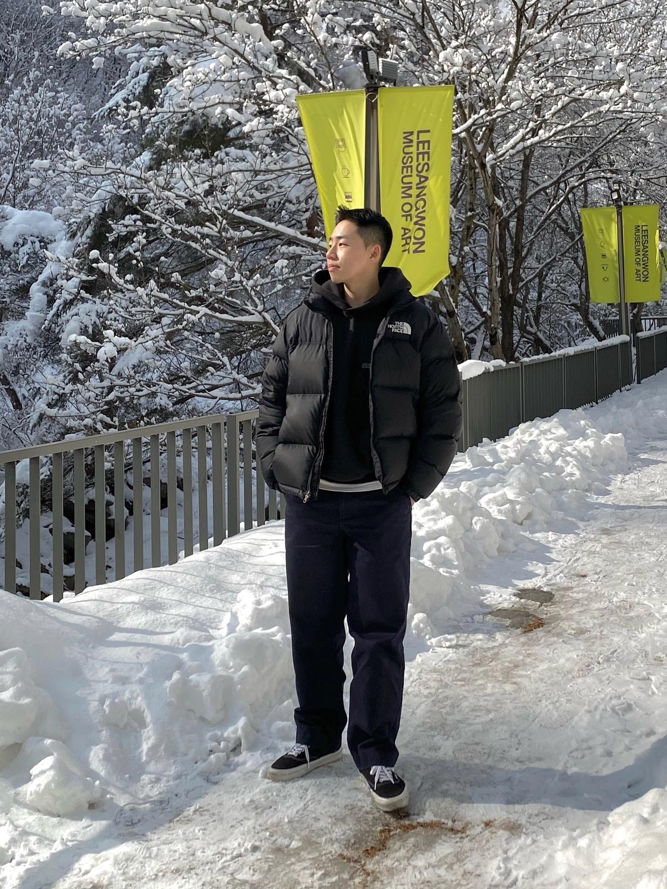 The North Face 1996 Retro Nuptse Jacket Black 착용 스타일