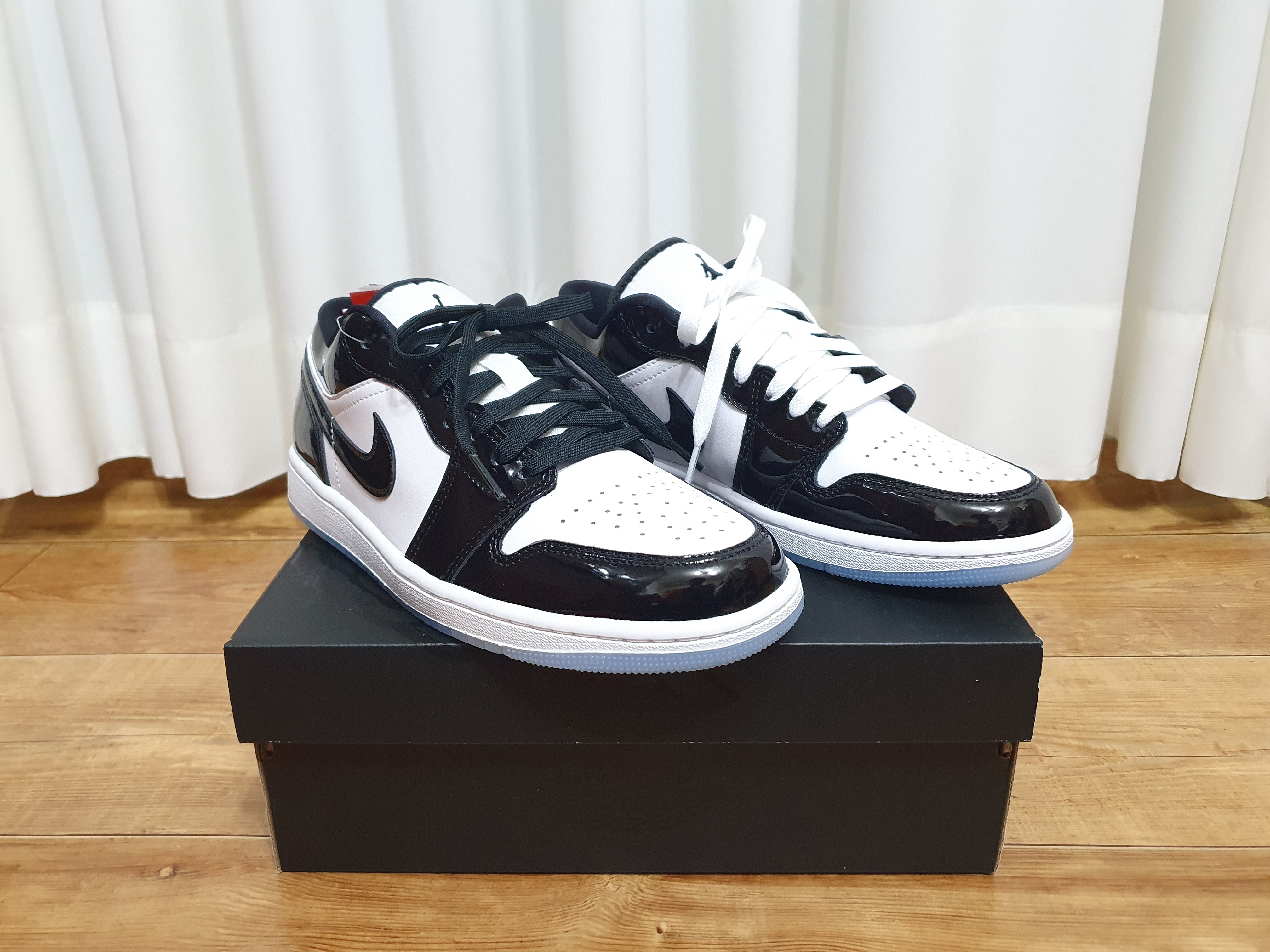 Jordan 1 Low SE Concord 착용 스타일 - 3