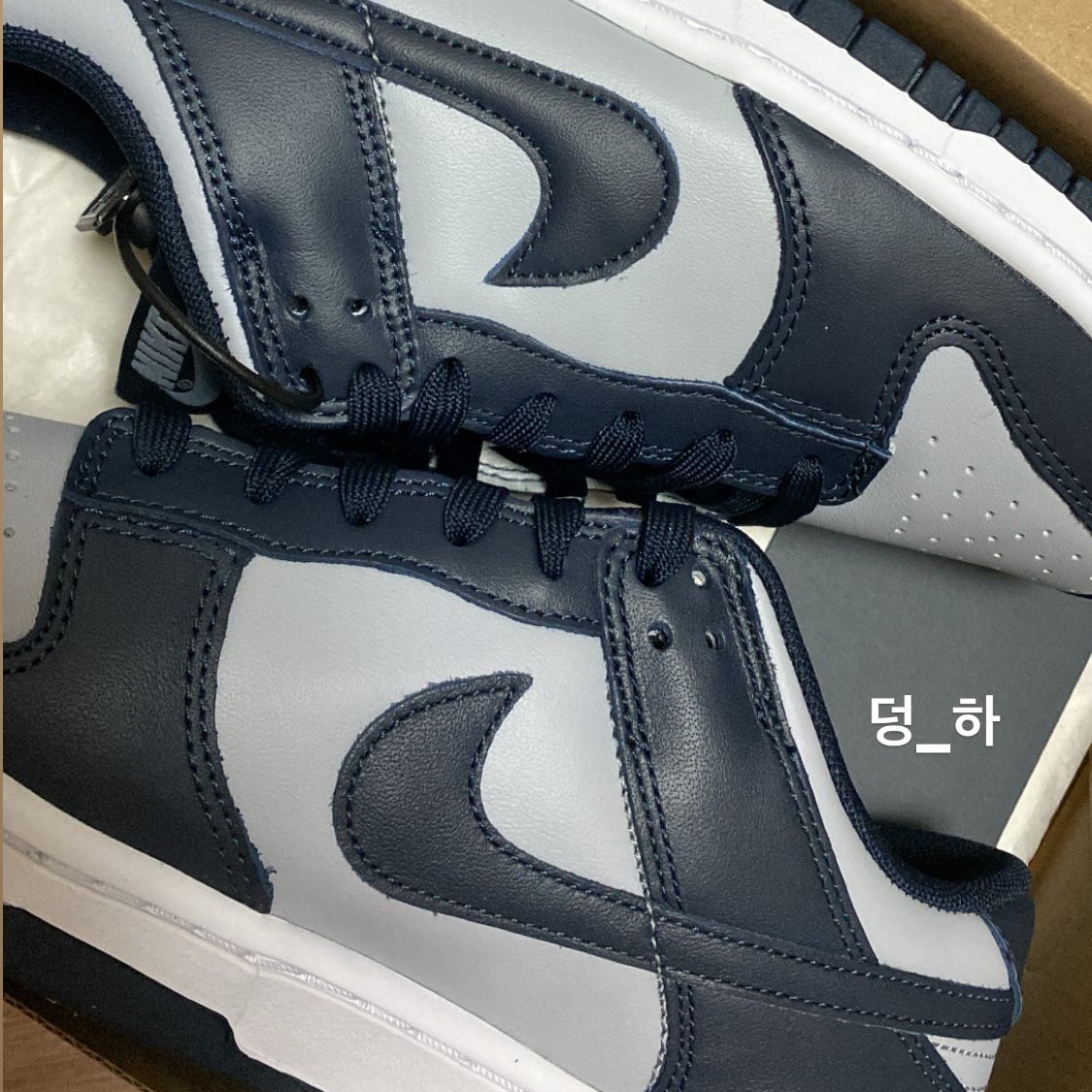 Nike Dunk Low Retro Championship Grey 착용 스타일