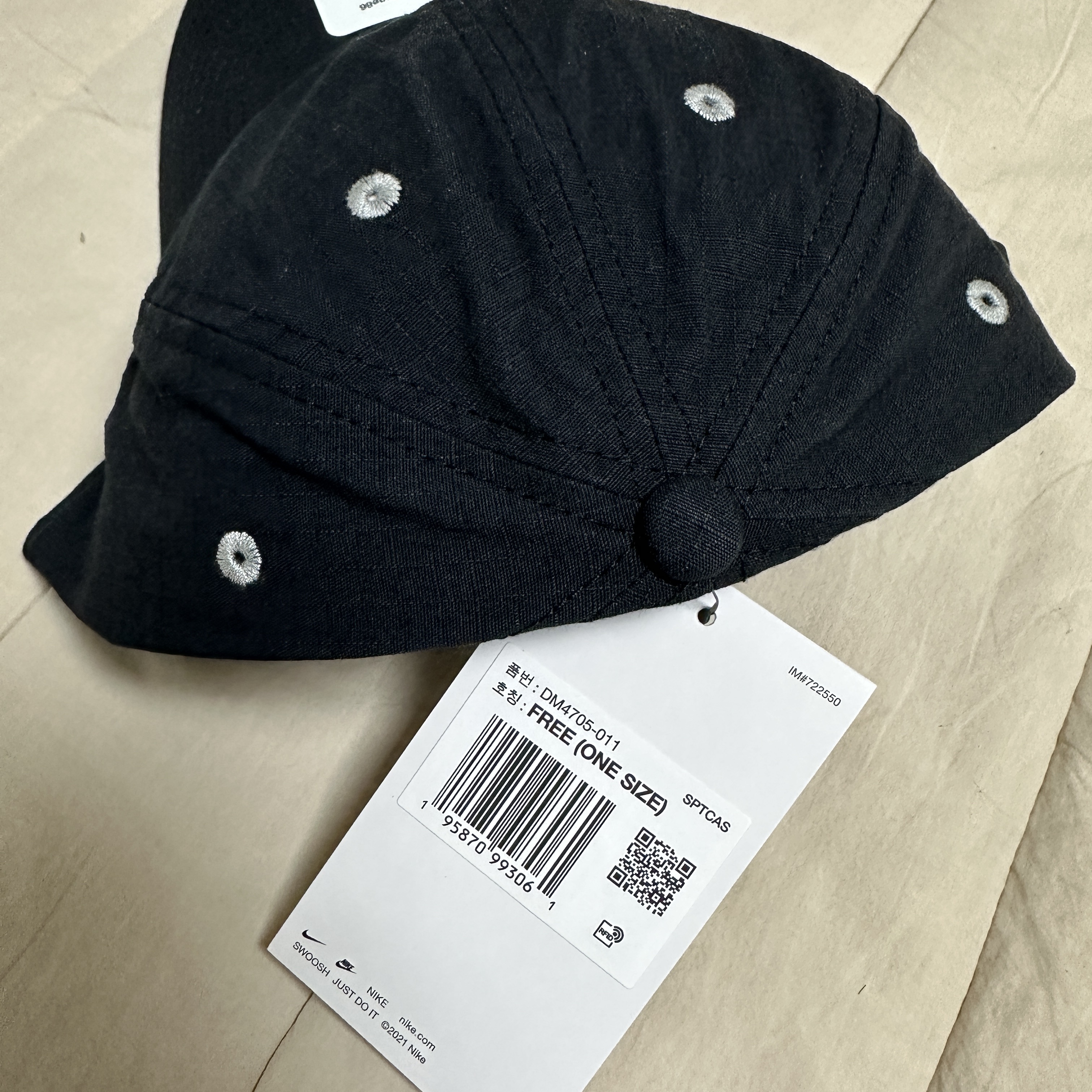 Nike ACG Smith Summit Cargo Pants Olive Grey - Asia, Nike ACG Heritage 86 Cap Black Light Smoke Grey 착용 스타일 - 4