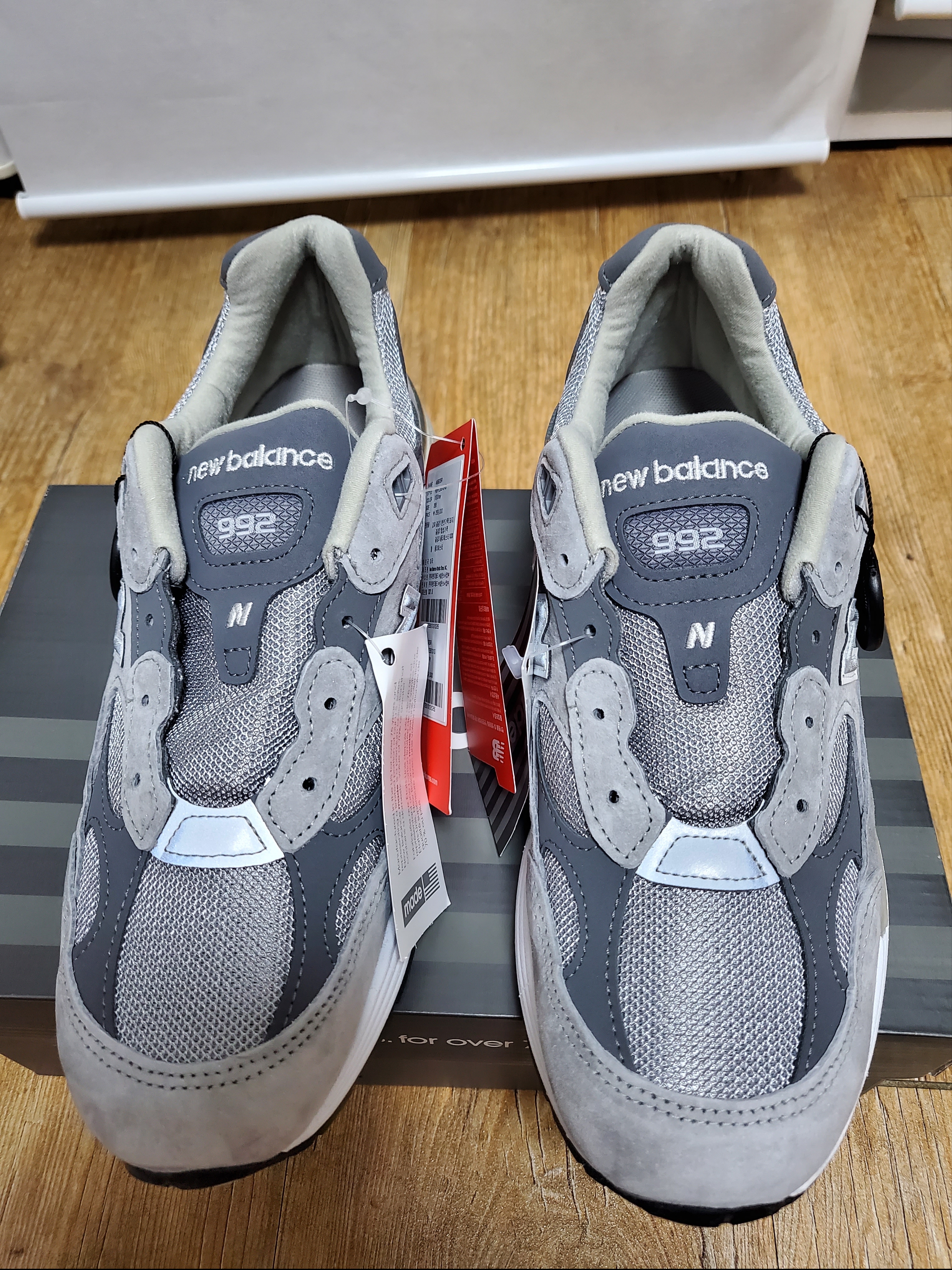 New Balance 992 Made in USA Grey - D Standard 착용 스타일