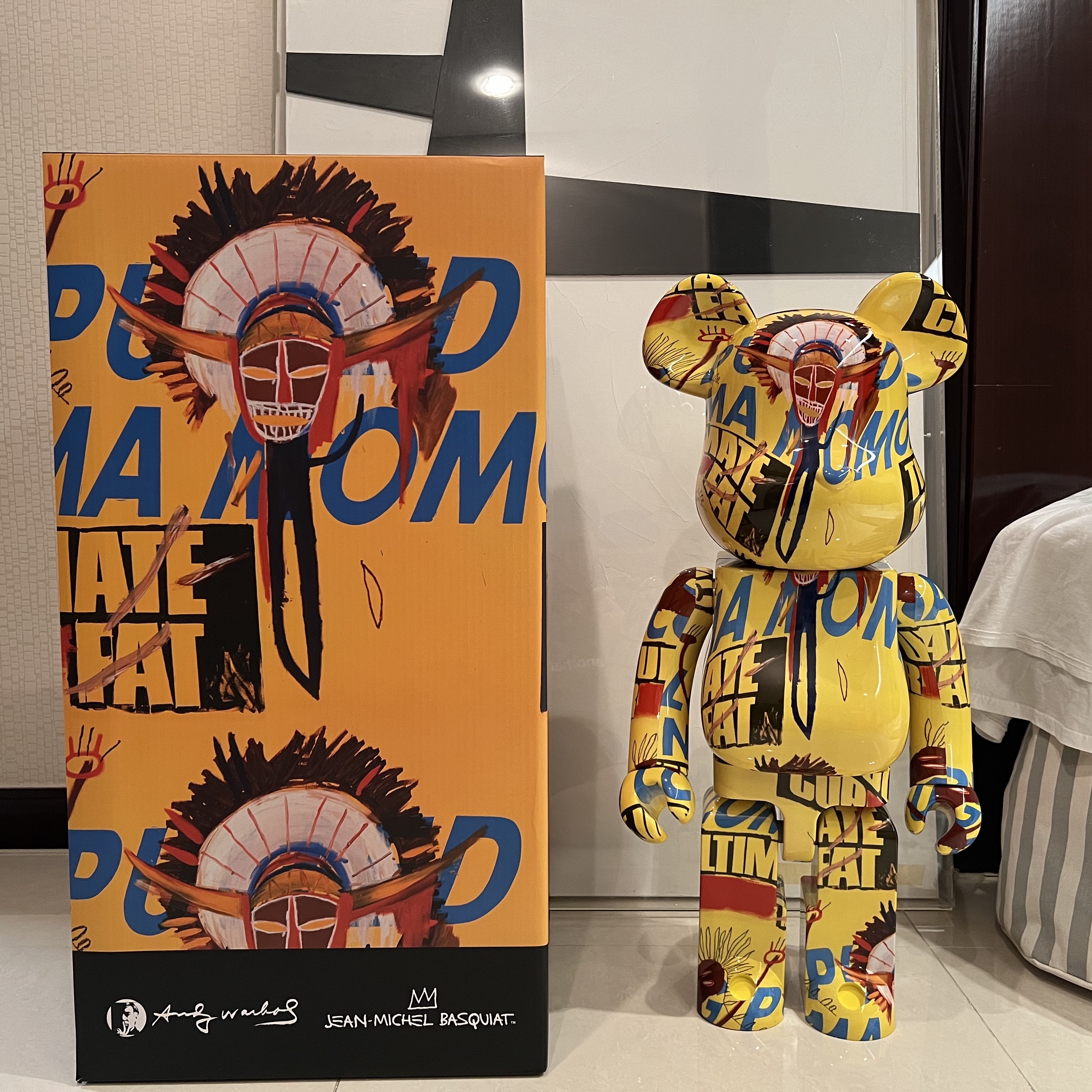 Bearbrick Andy Warhol x Jean-Michel Basquiat #3 1000% 착용 스타일 - 2