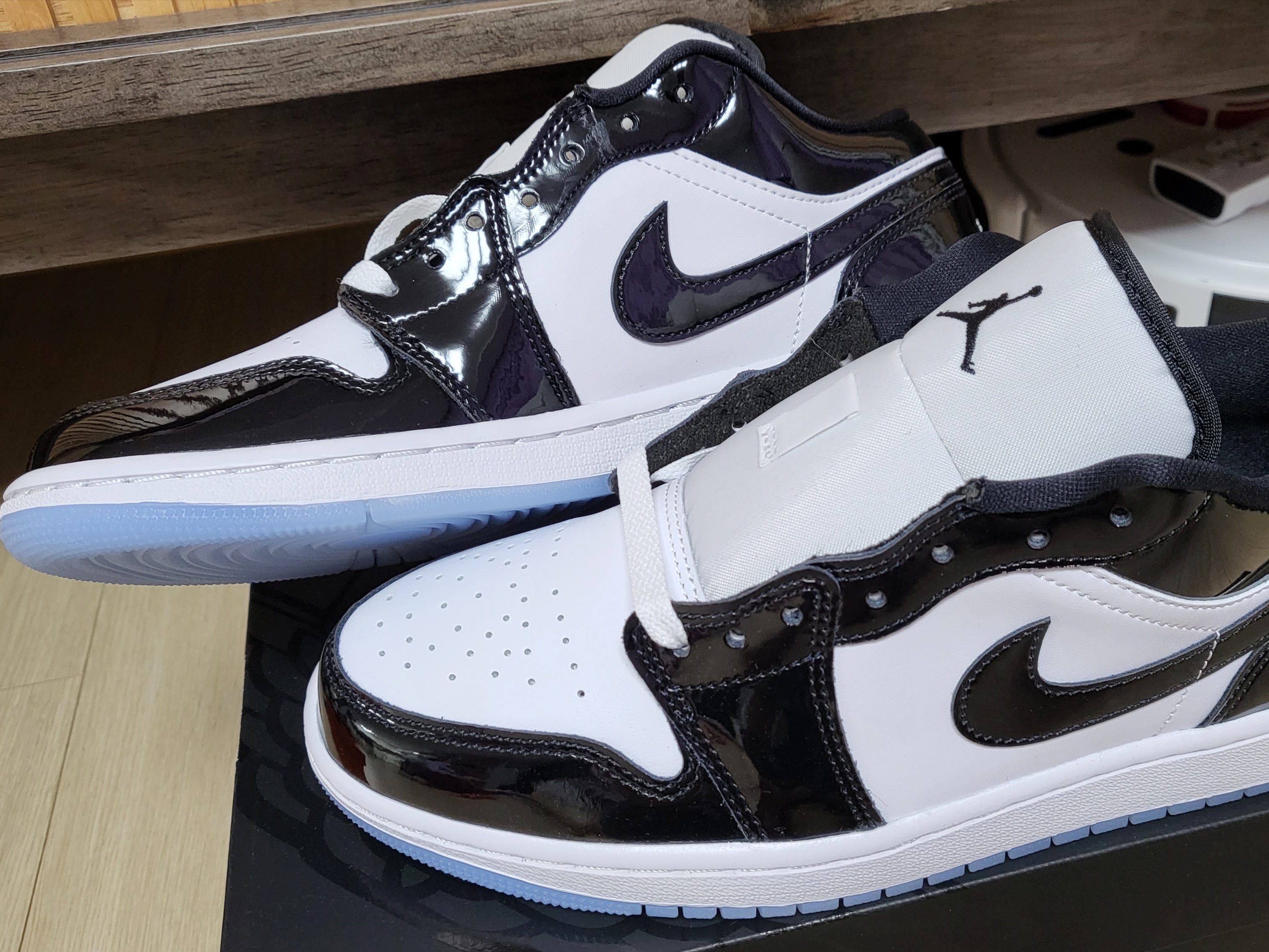 Jordan 1 Low SE Concord 착용 스타일 - 4