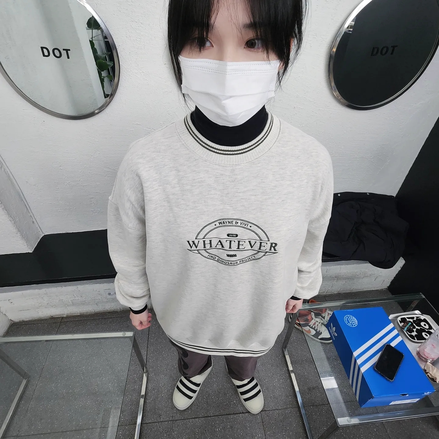 Adidas Puffylette Off White 착용 스타일 - 2