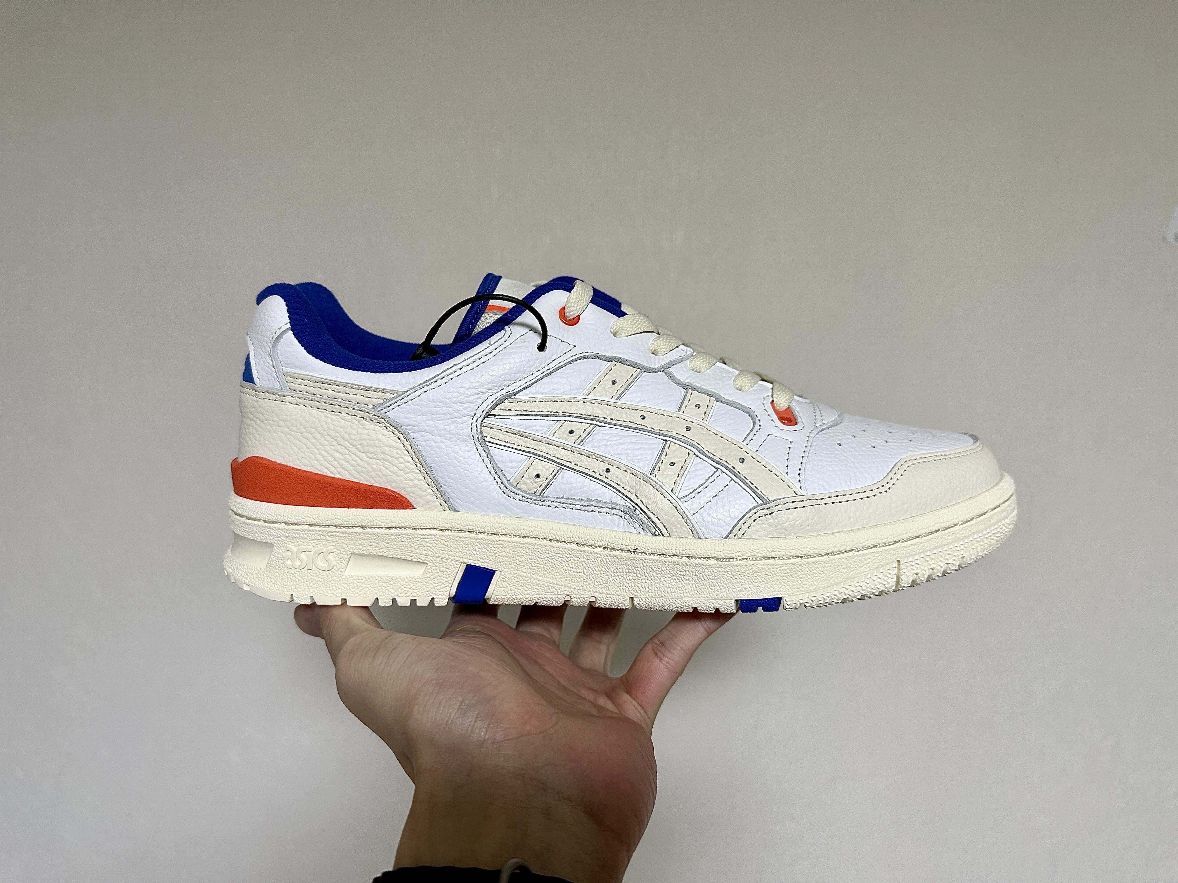 Asics x Ronnie Fieg EX89 White Sweet Corn 착용 스타일 - 1