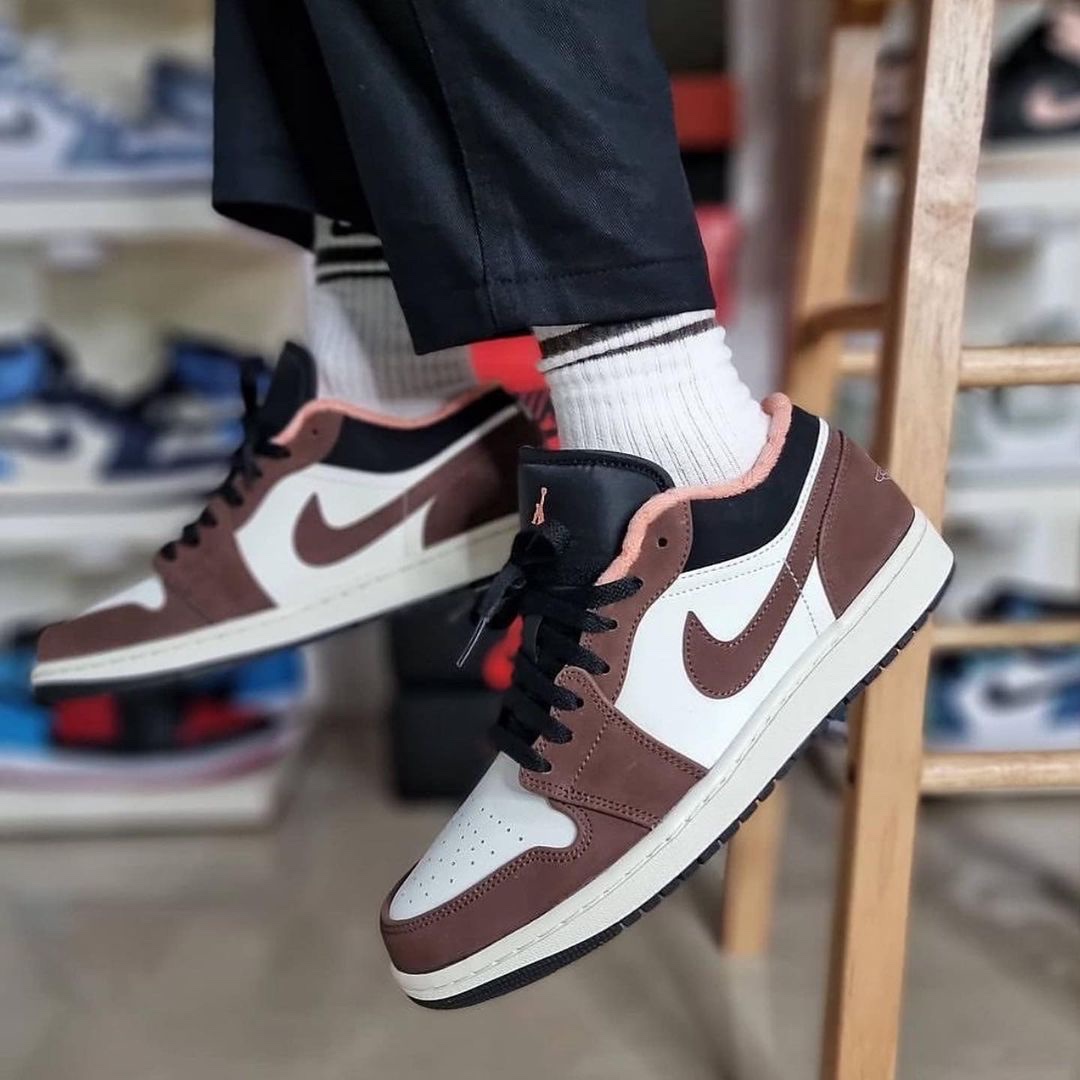 Jordan 1 Low SE Chocolate Bliss 착용 스타일