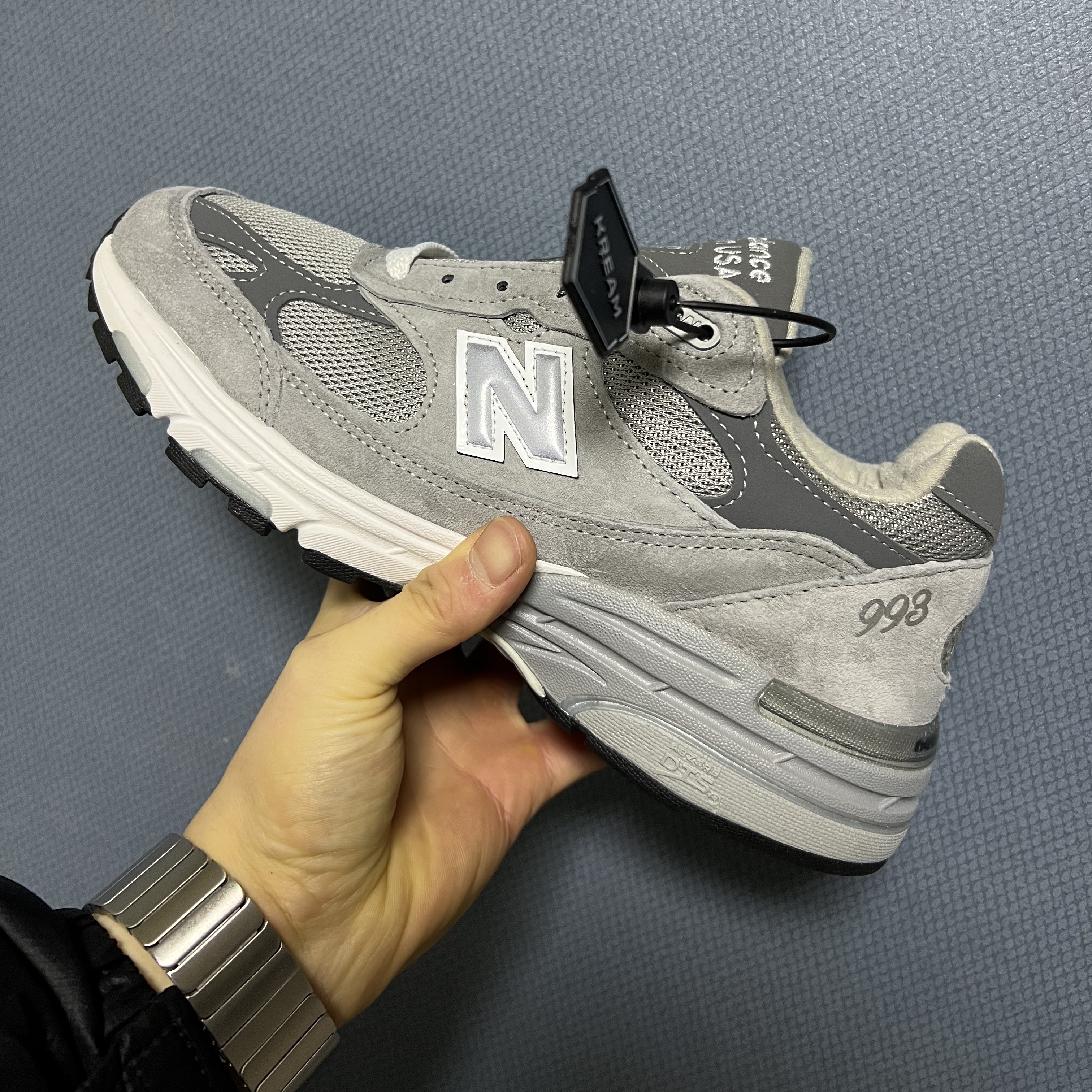 New Balance 993 Made in USA Grey - D Standard 착용 스타일