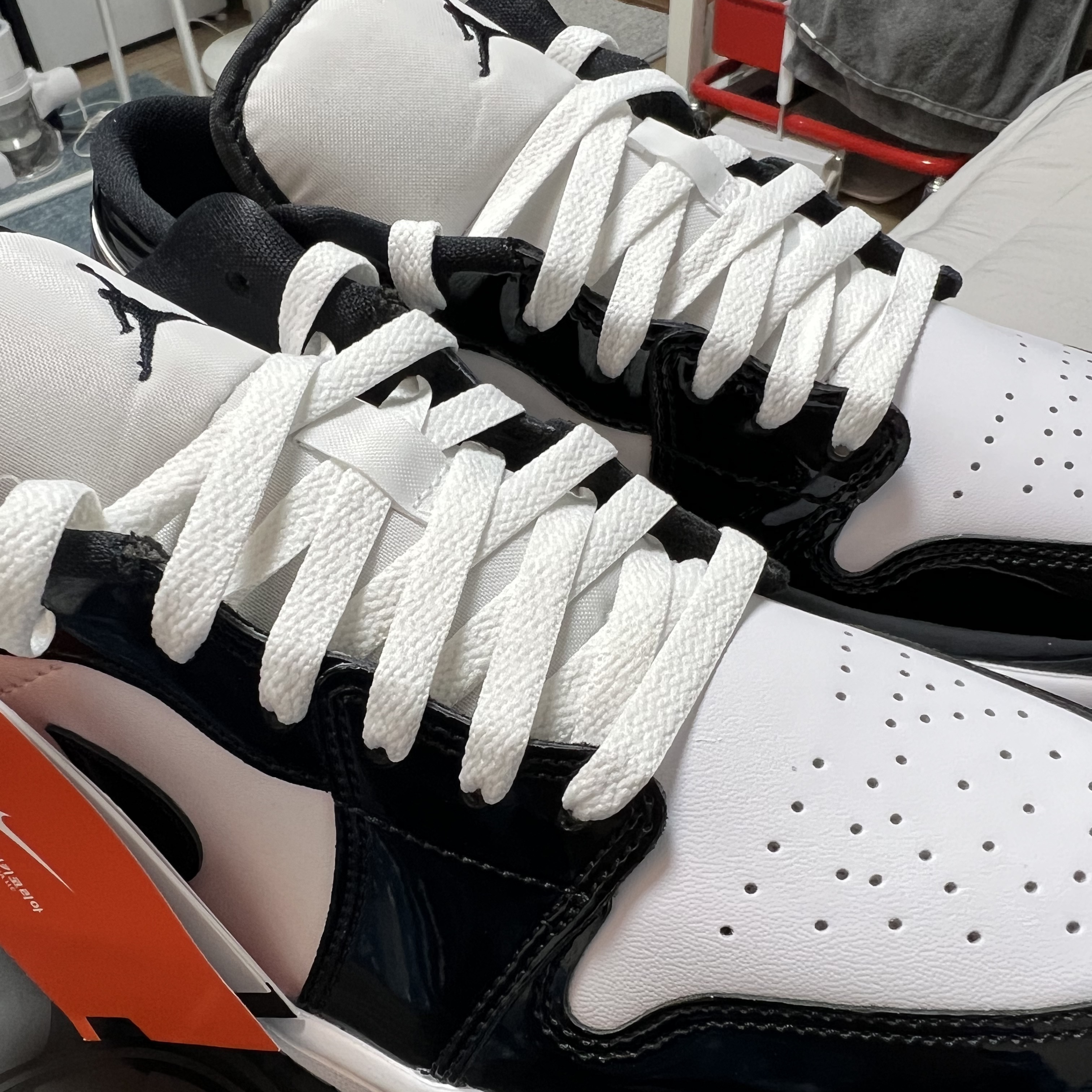Jordan 1 Low SE Concord 착용 스타일 - 2