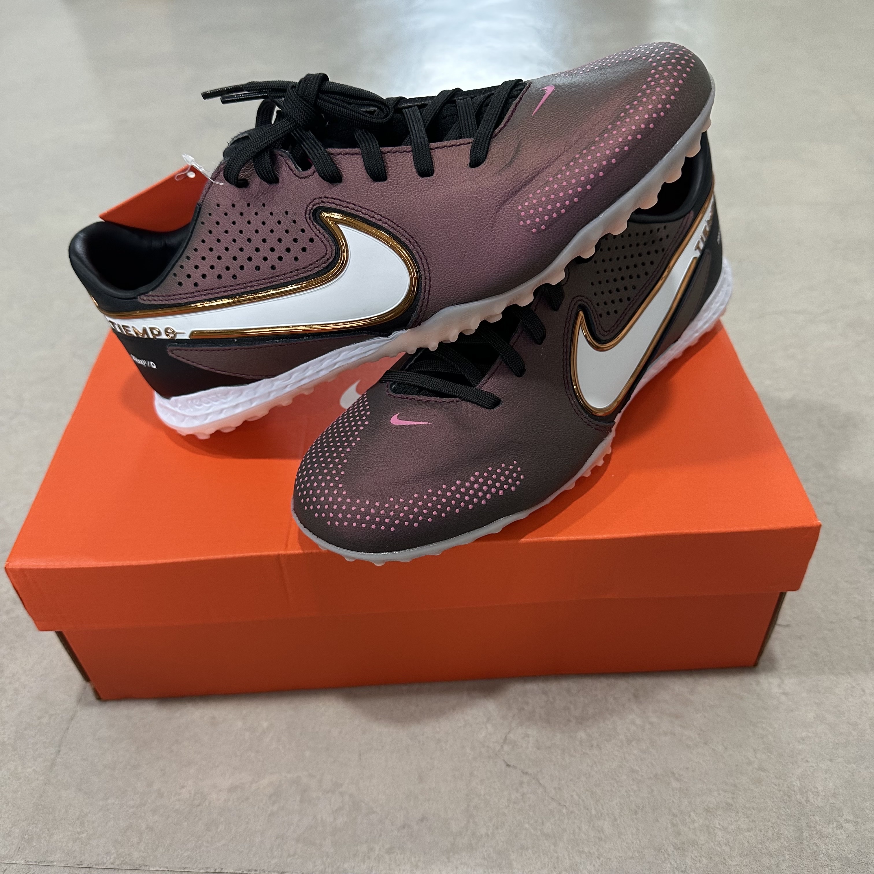 Nike React Tiempo Legend 9 Pro TF Space Purple 착용 스타일