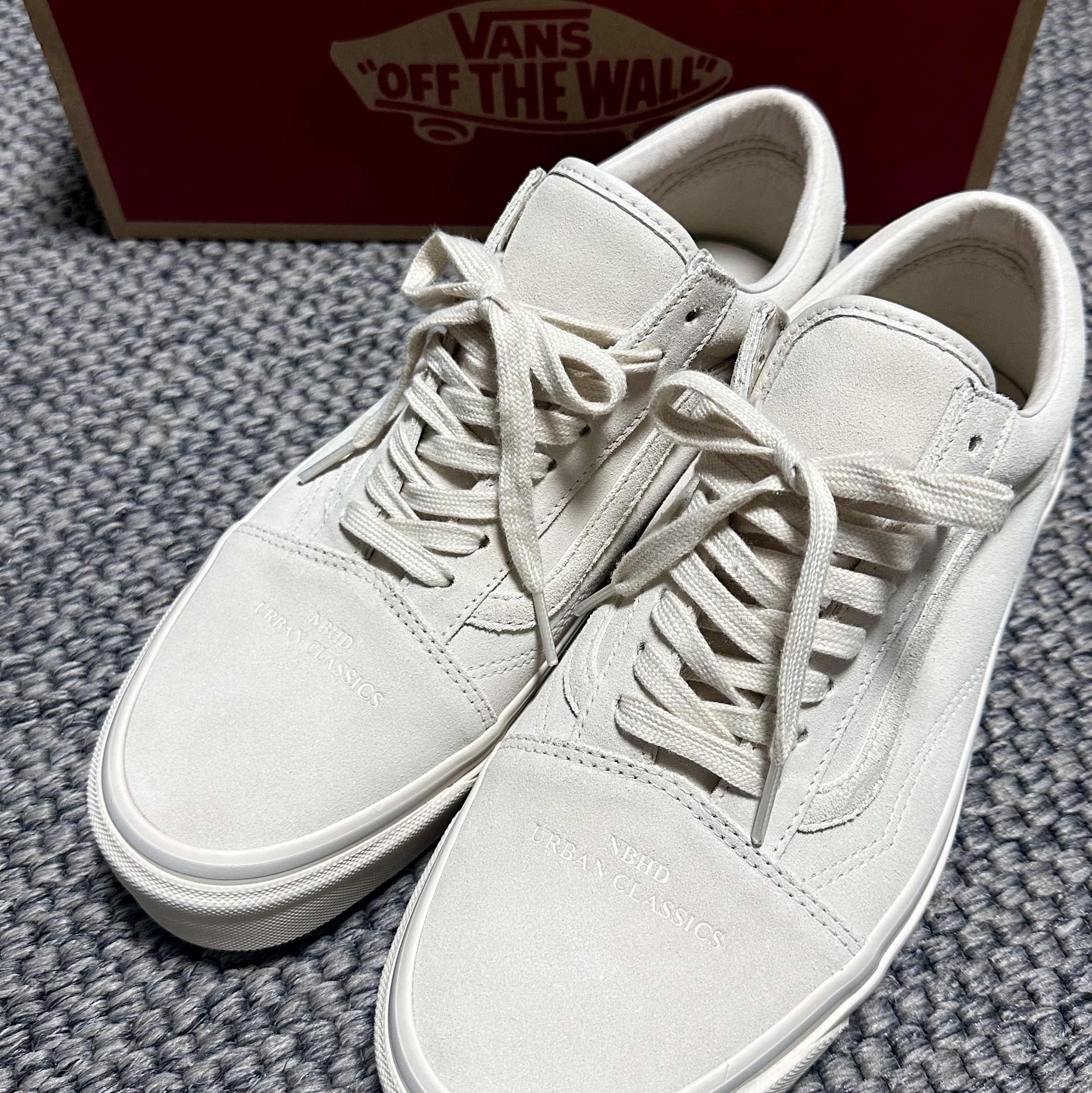 Vans x Neighborhood Old Skool 36 DX Sand 착용 스타일