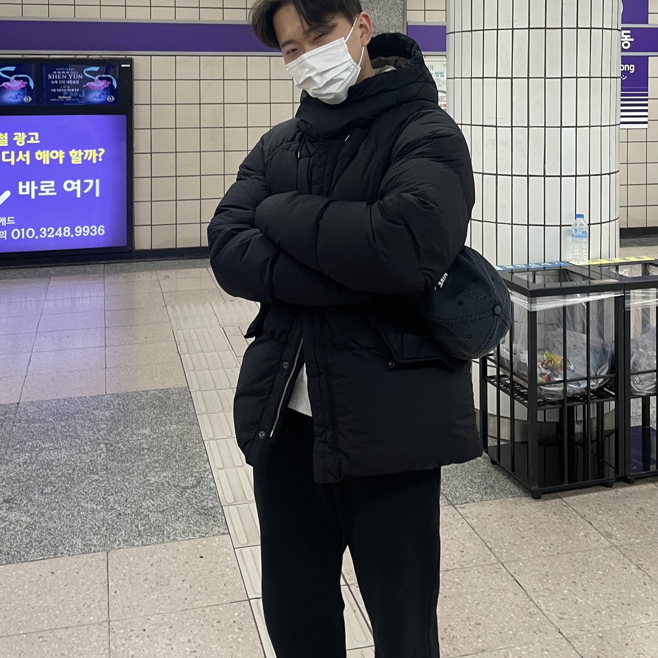 Ten C Artic Down Parka Black 착용 스타일