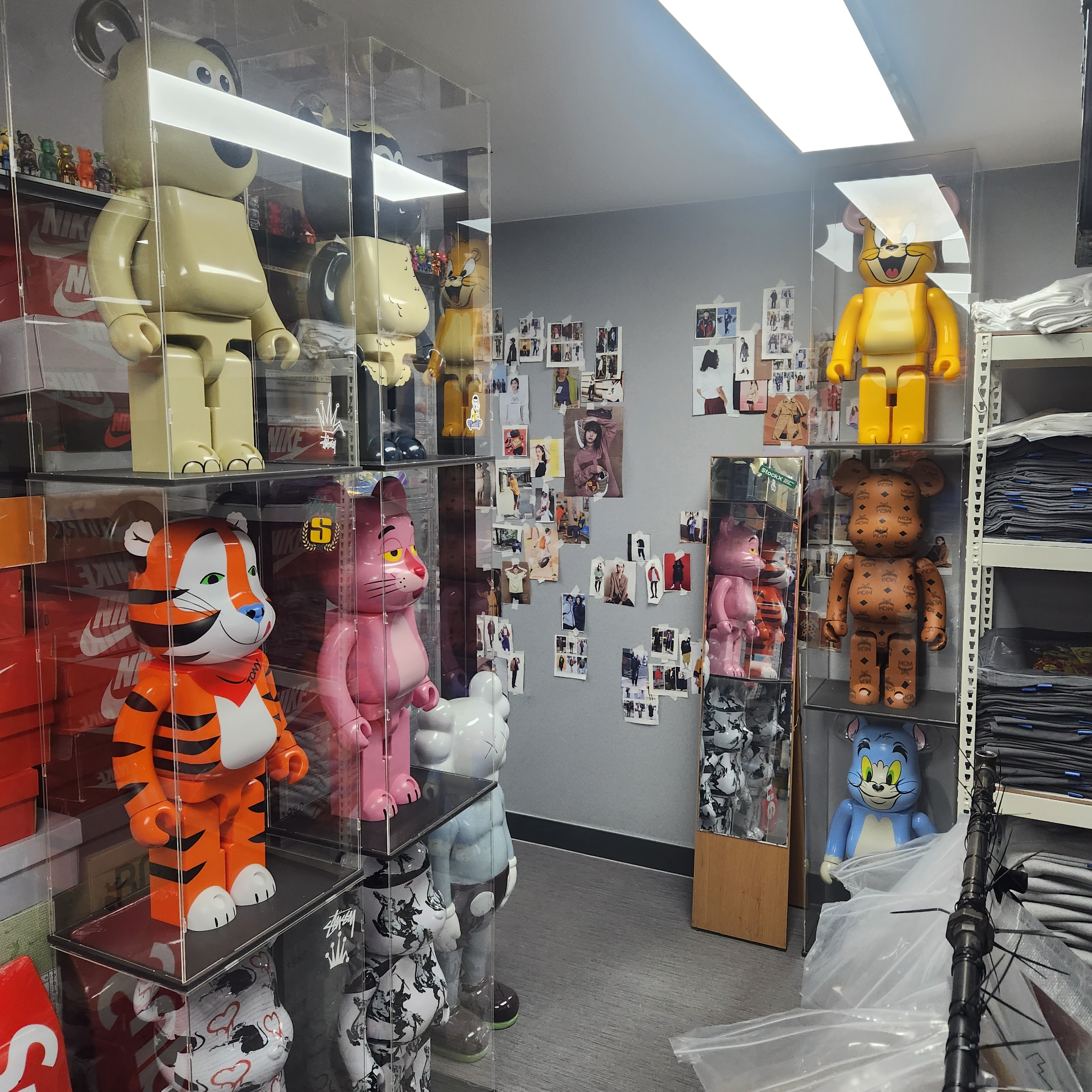 Bearbrick Pink Panther 1000%, Bearbrick x MCM 1000% 착용 스타일
