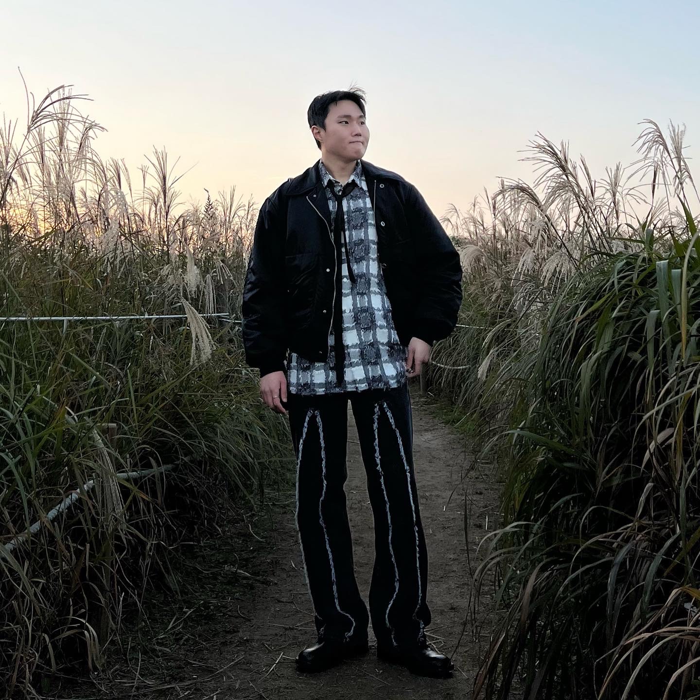 Our Legacy Third Cut Slash Denim Black 착용 스타일 - 1