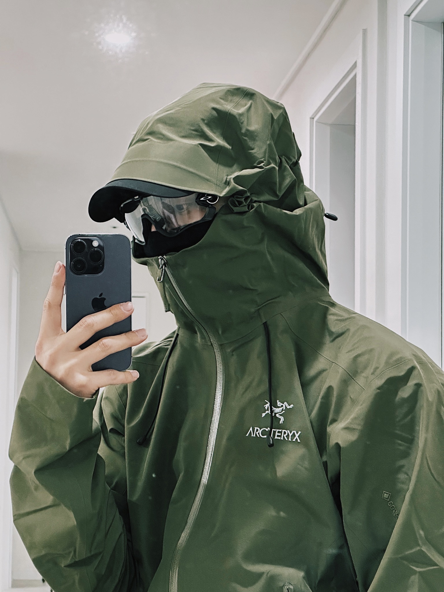 Arc'teryx Beta LT Jacket Tatsu 착용 스타일