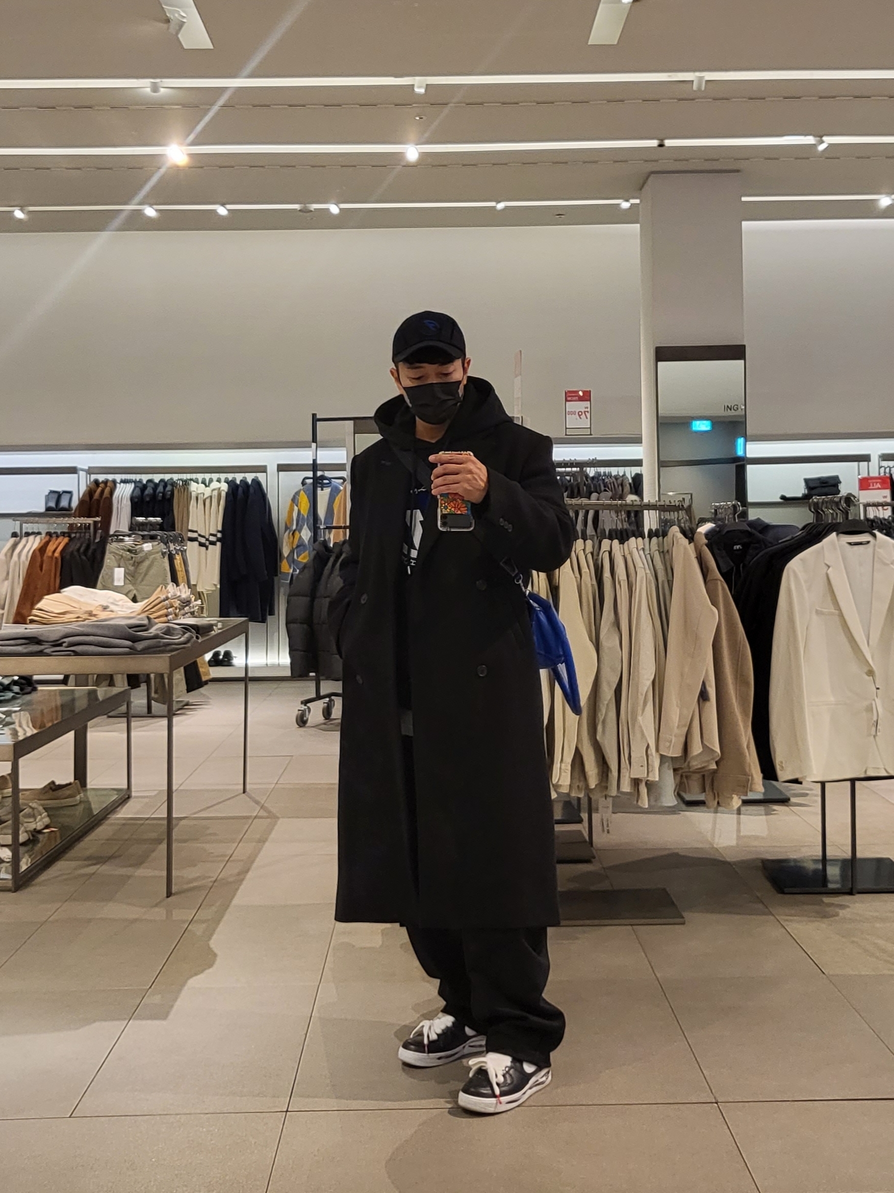 Zara x Ader Error Oversized Wool Coat Black, Zara x Ader Error Embroidery Hooded Sweatshirt Black 착용 스타일
