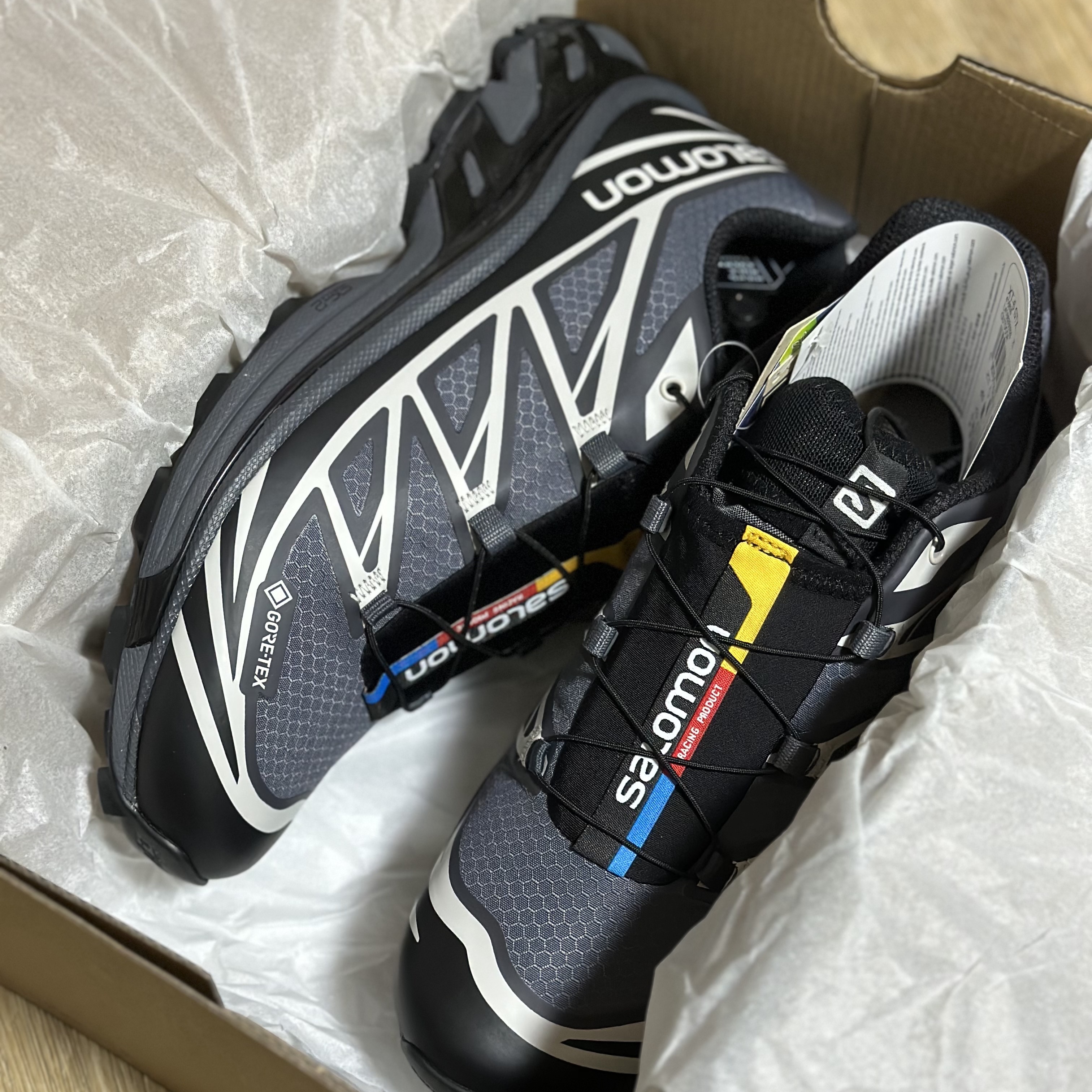 Salomon XT-6 Gore-Tex Black Ebony 착용 스타일