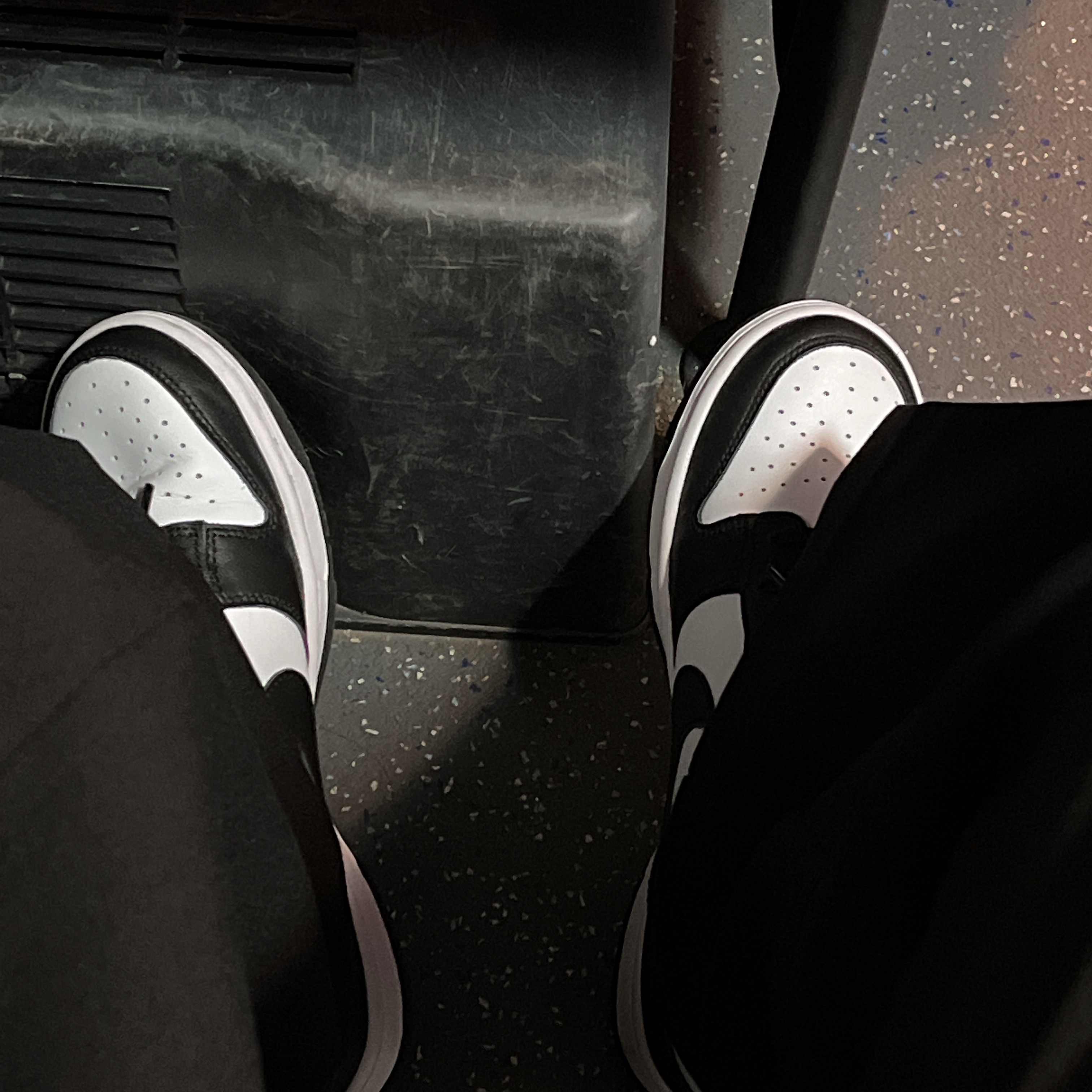 (W) Nike Dunk Low Black 착용 스타일