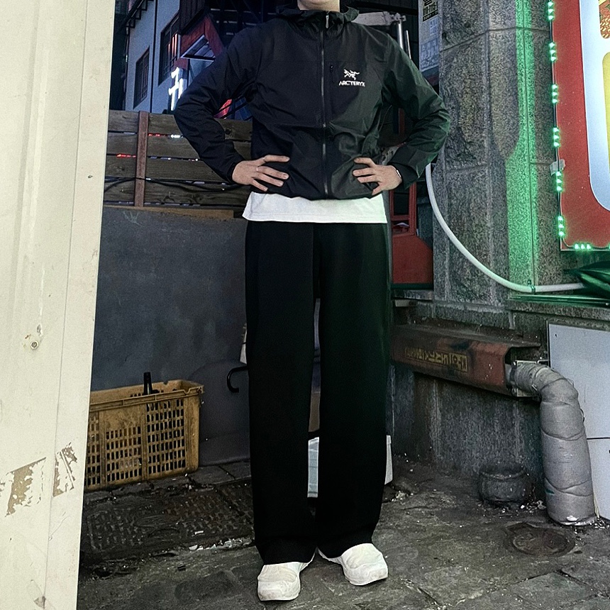 Arc'teryx Squamish Hoody Black 착용 스타일