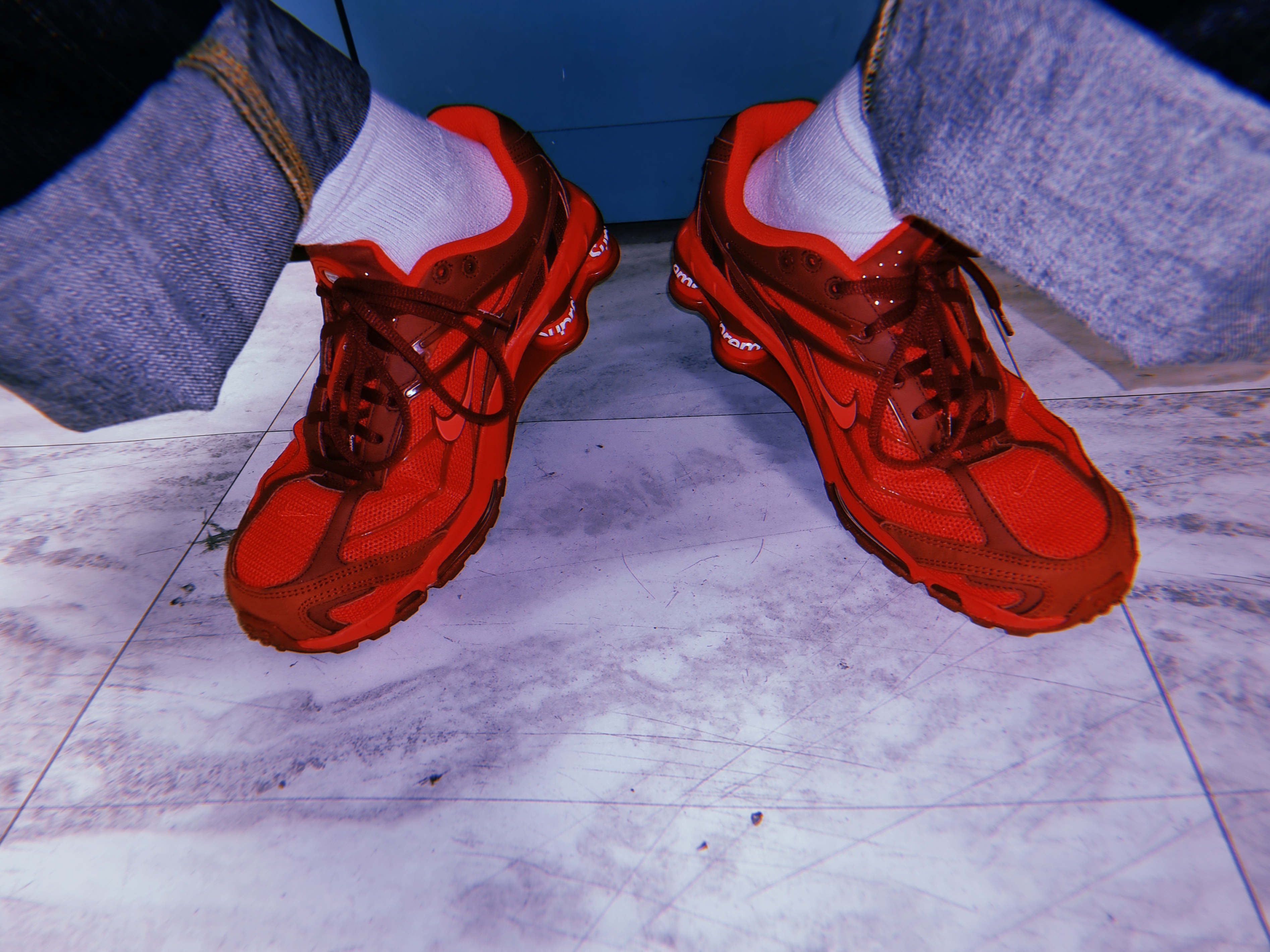 Nike x Supreme Shox Ride 2 SP Red 착용 스타일