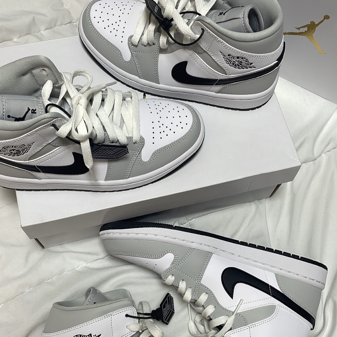 (W) Jordan 1 Mid Grey Fog 착용 스타일