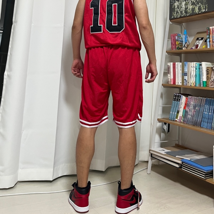 Jordan 1 Mid Bred Banned 2020 착용 스타일 - 1