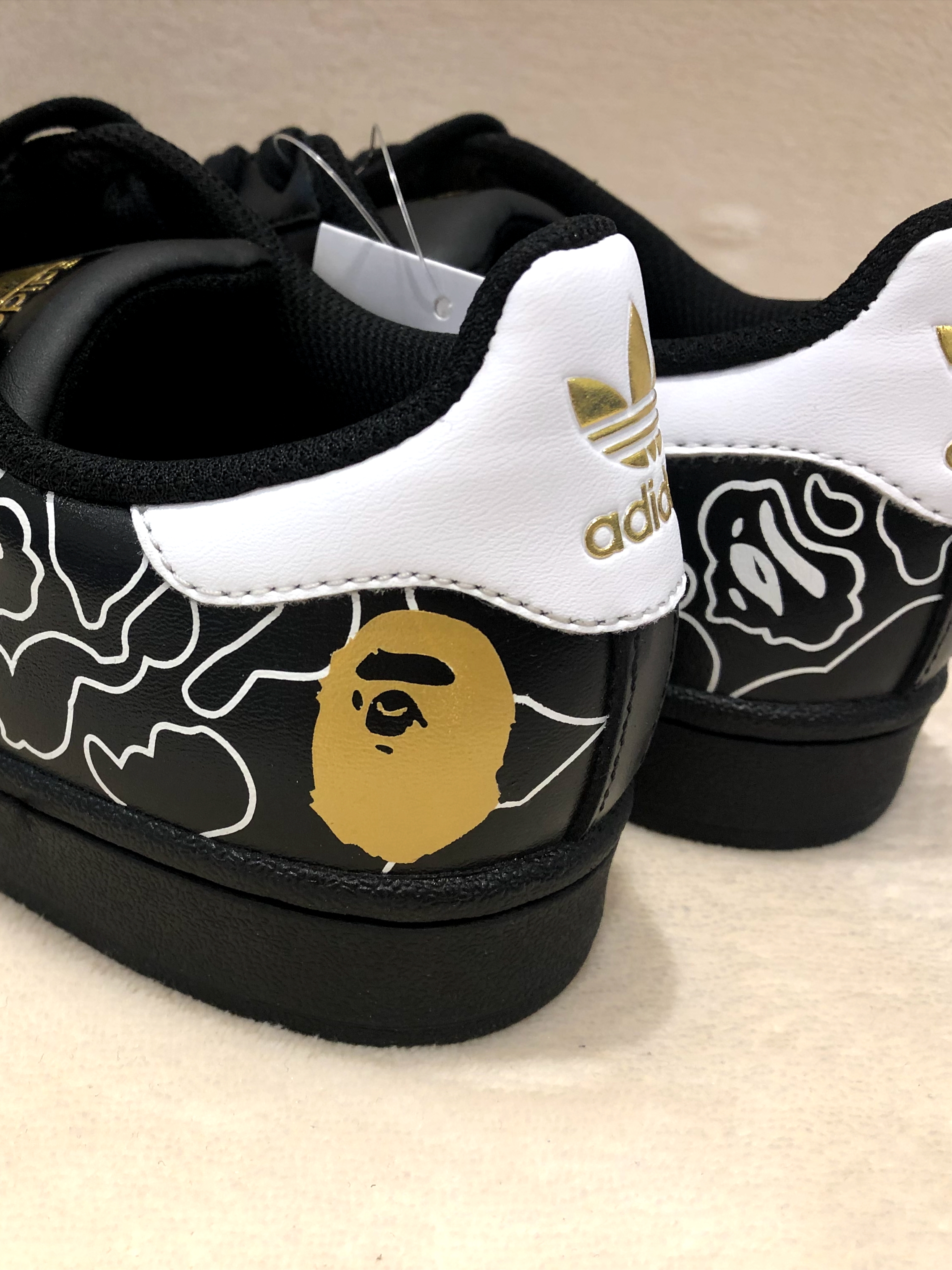 Adidas Superstar Core Black White, Adidas Superstar 82 Black White 착용 스타일 - 4
