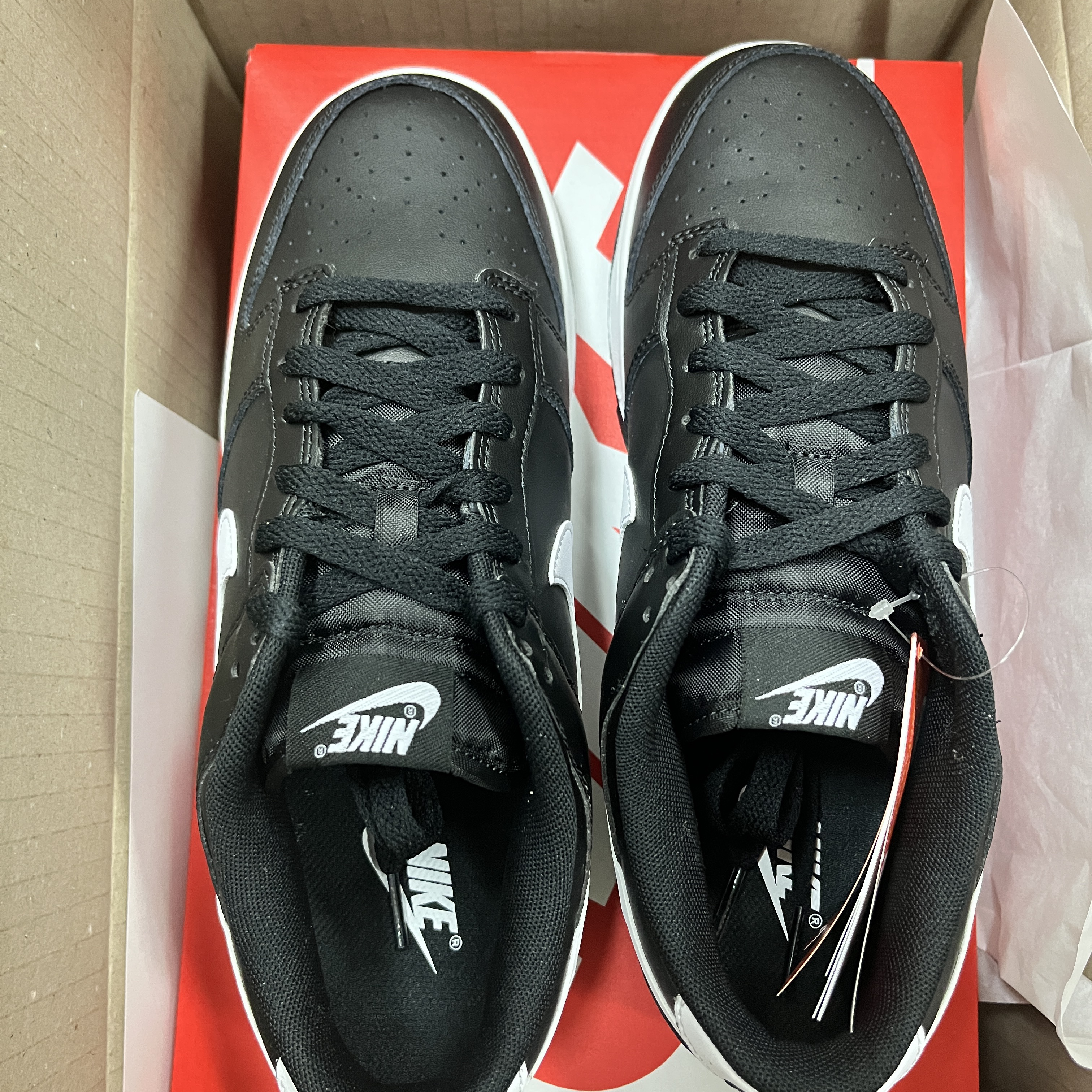 Nike Dunk Low Retro Black White 착용 스타일 - 1