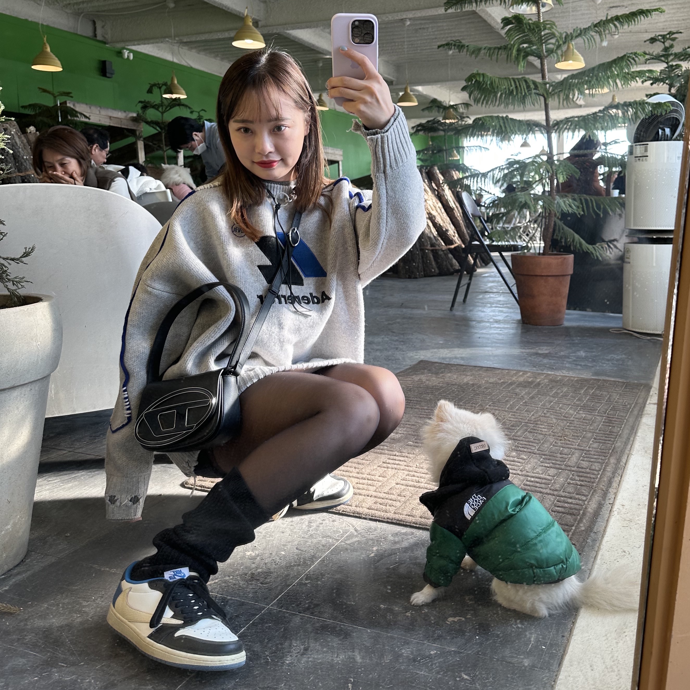 Zara x Ader Error Oversize Sweater Grey, Jordan 1 x Travis Scott x Fragment Retro Low OG SP Military Blue 착용 스타일 - 3