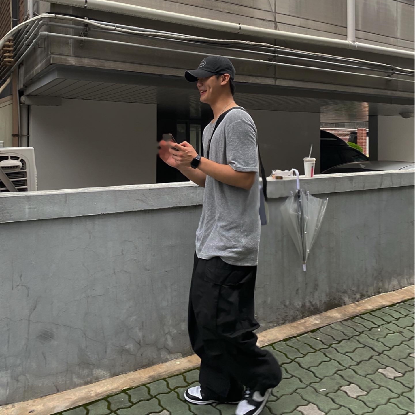 Nike Dunk Low Retro Black 착용 스타일 - 2