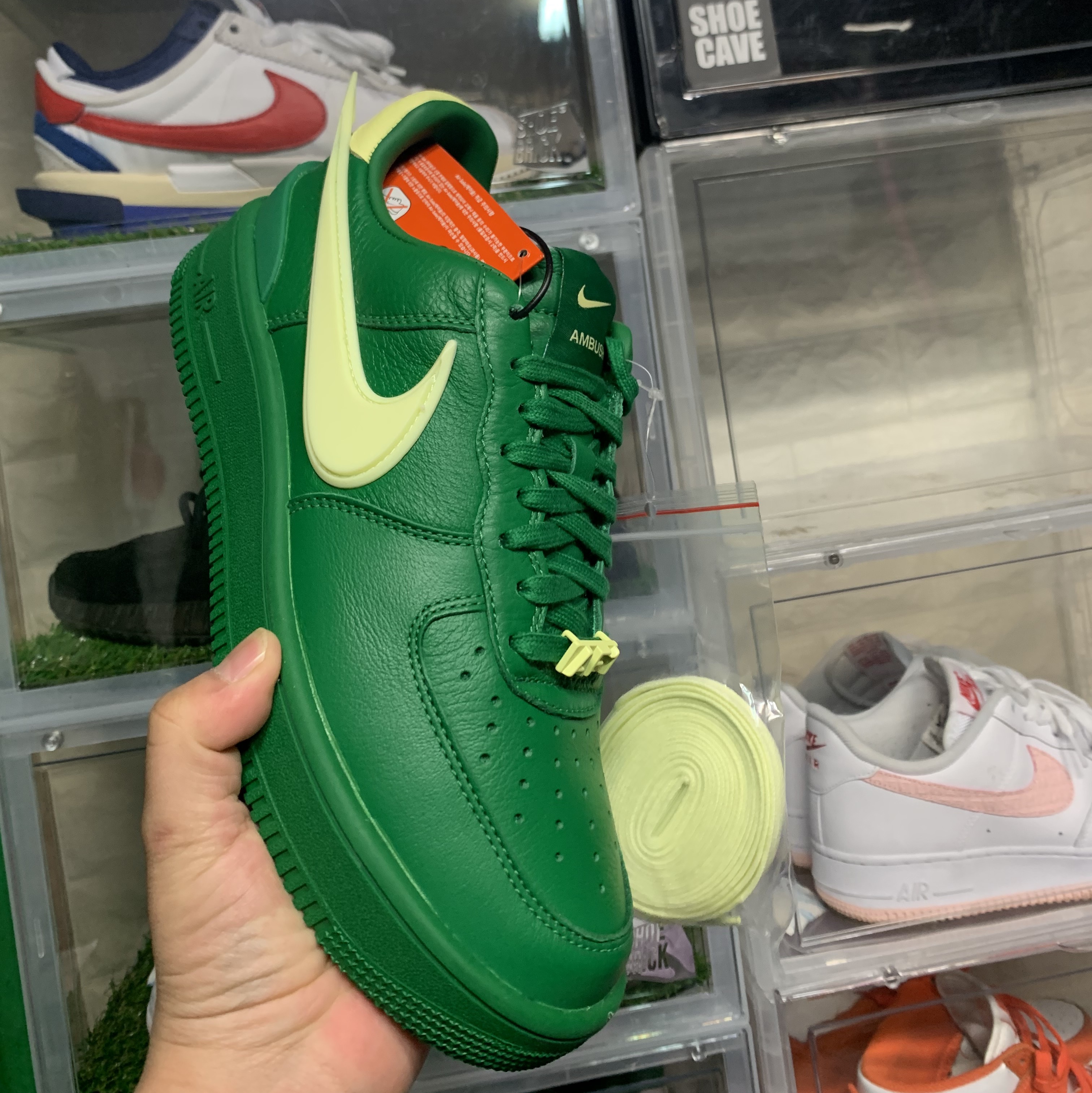 Nike x Ambush Air Force 1 Low SP Pine Green and Citron 착용 스타일