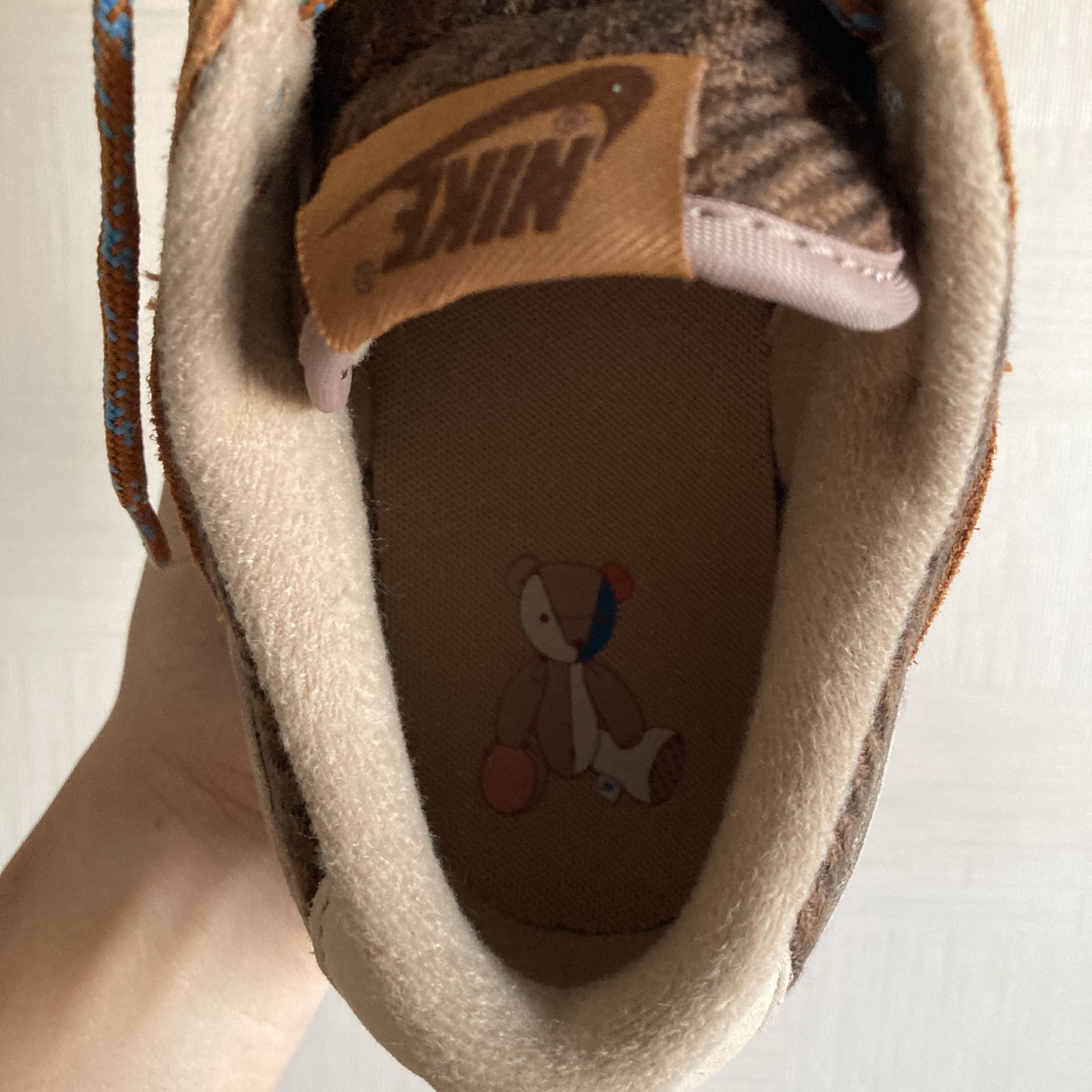 Nike Dunk Low SE Praline Desert Ochre 착용 스타일 - 2