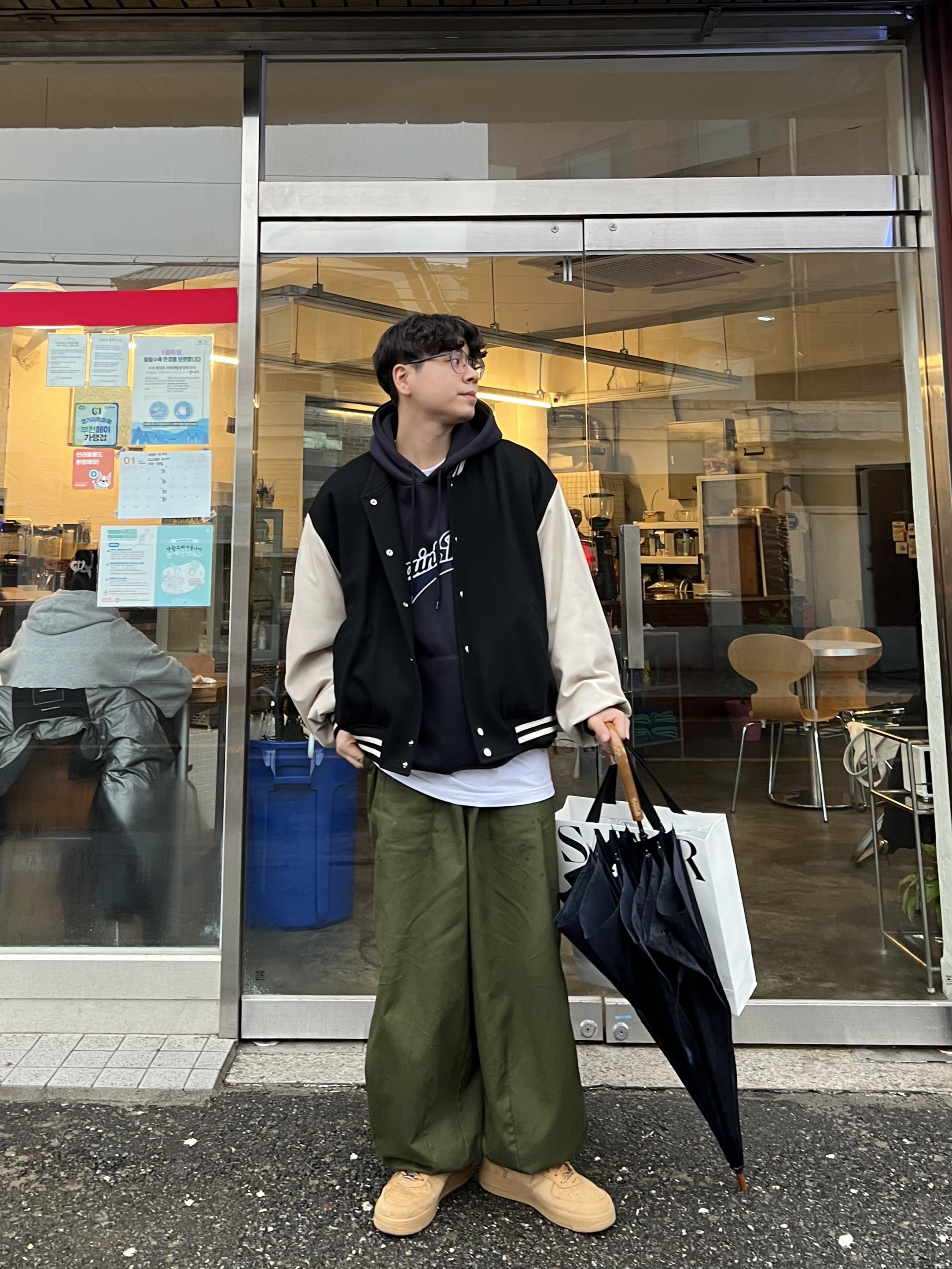 Nike x Supreme Air Force 1 Low Flax 착용 스타일