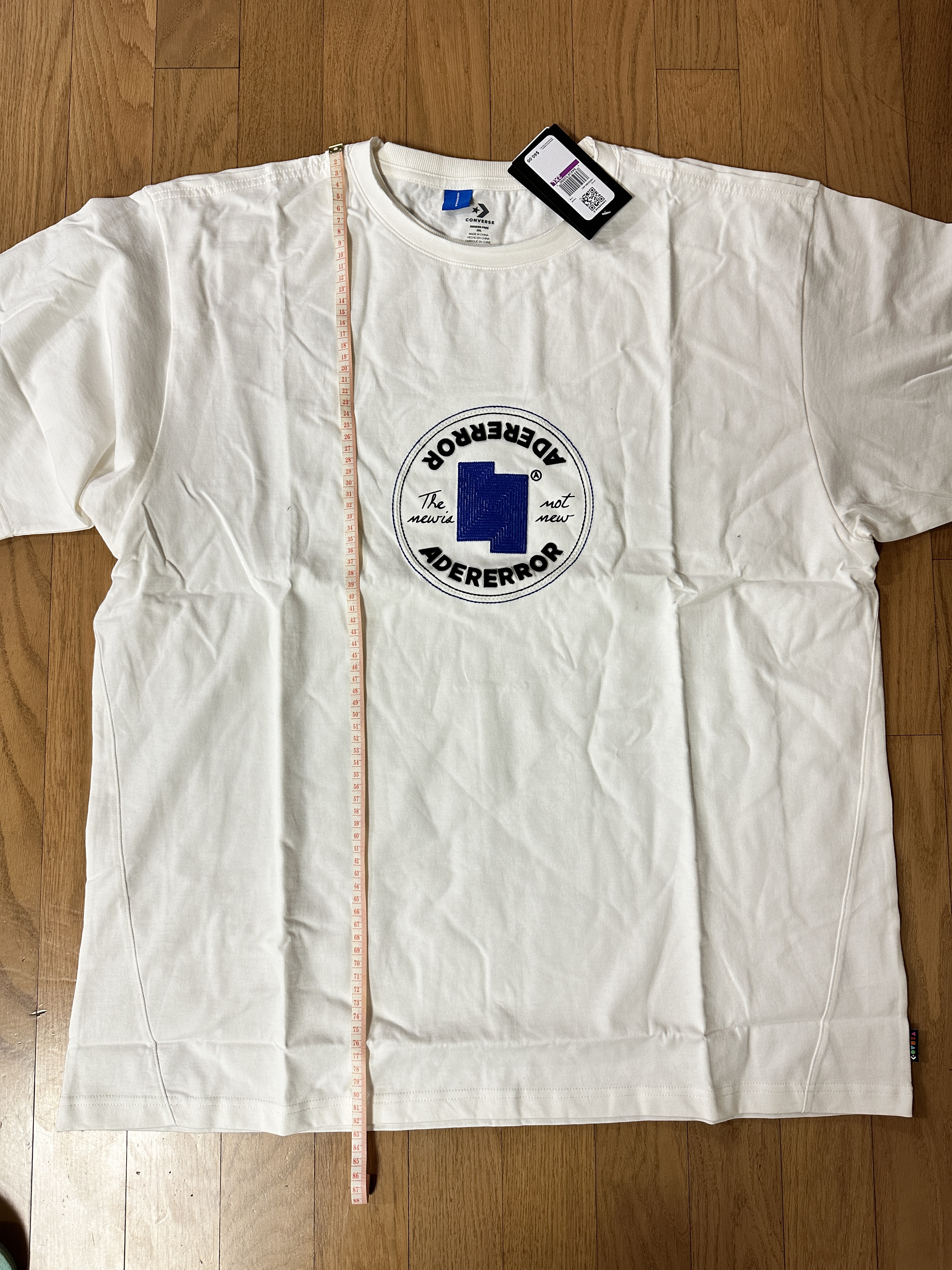 Converse x Ader Error Shapes T-Shirt Cloud Dancer 착용 스타일 - 1