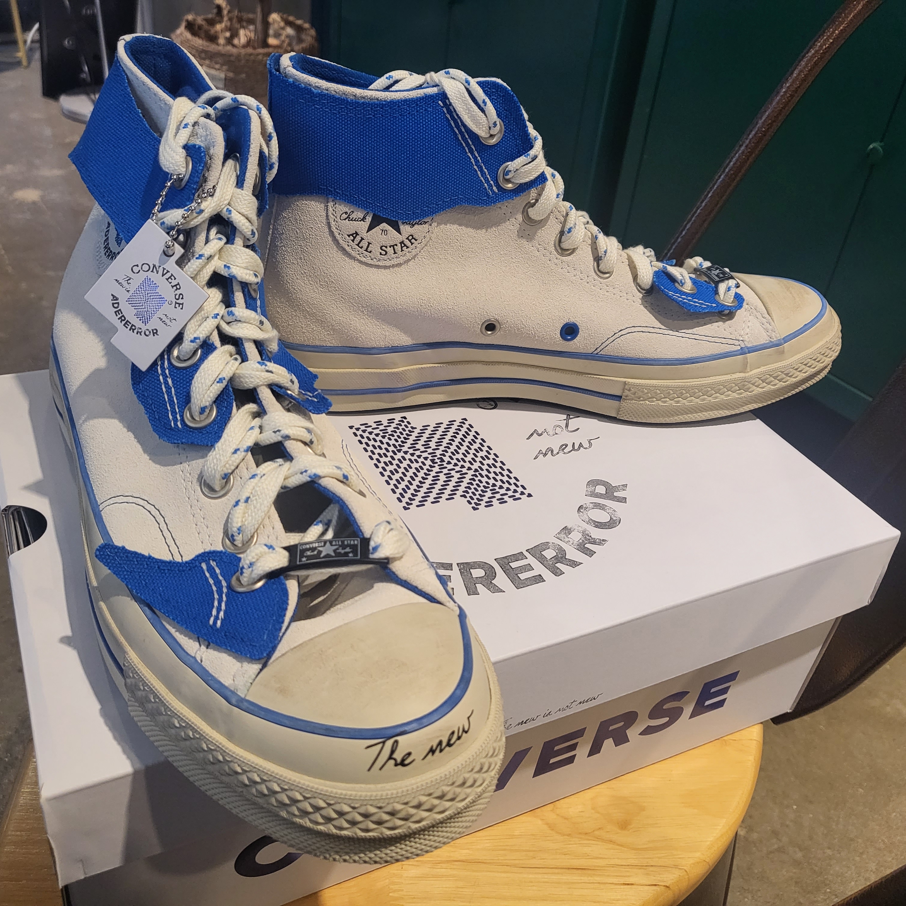Converse x Ader Error Chuck 70 High White 착용 스타일 - 4