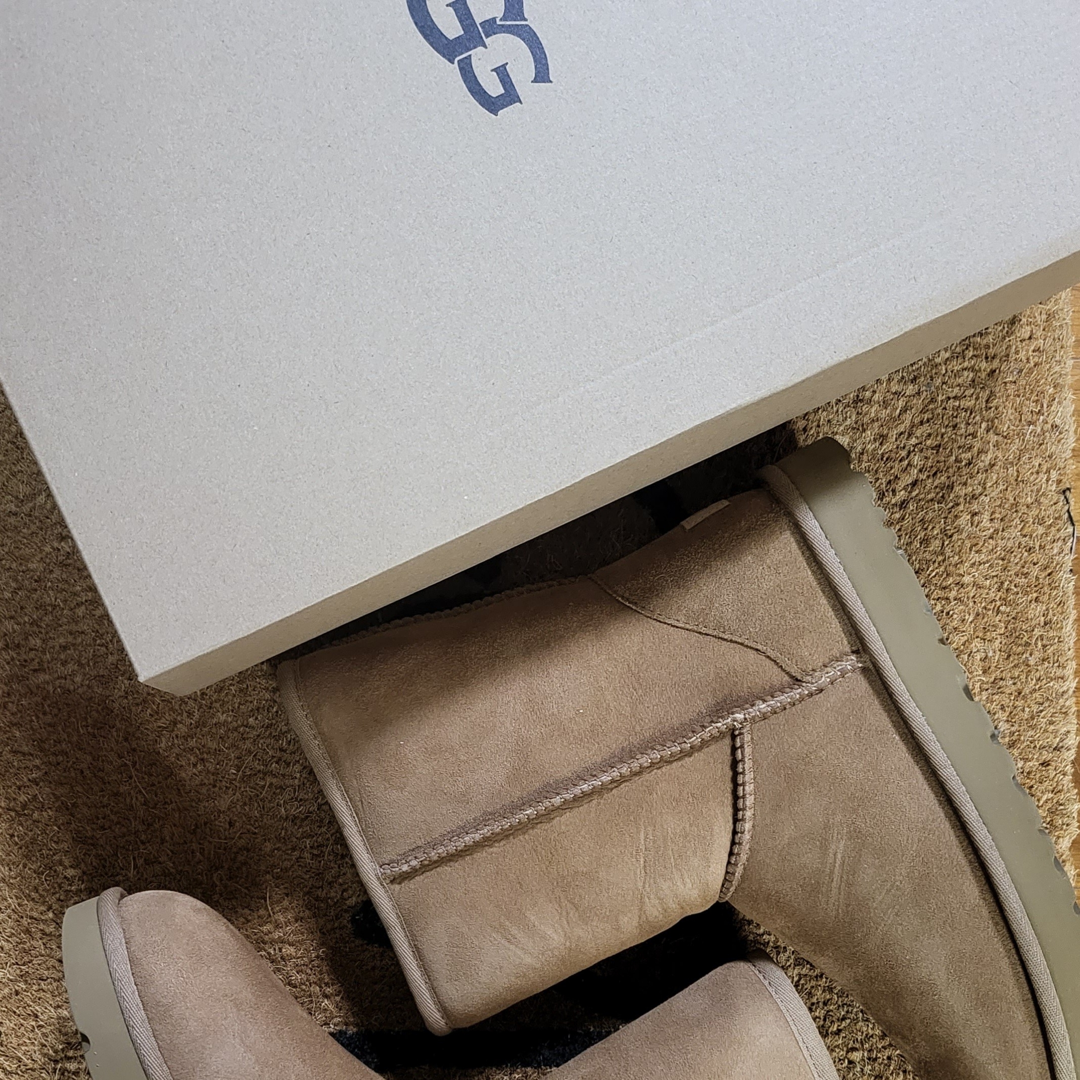 (W) UGG Classic Mini II Boots Chestnut 착용 스타일