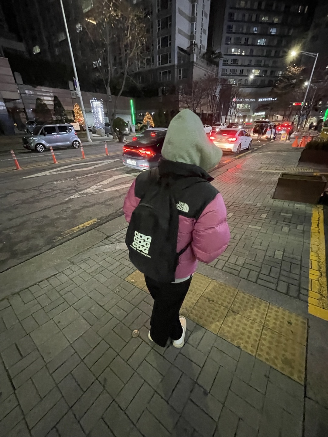 Nike NRG Solo Swoosh Full Zip Hoodie Dark Grey Heather - Asia, CDG Backpack Black 착용 스타일 - 2