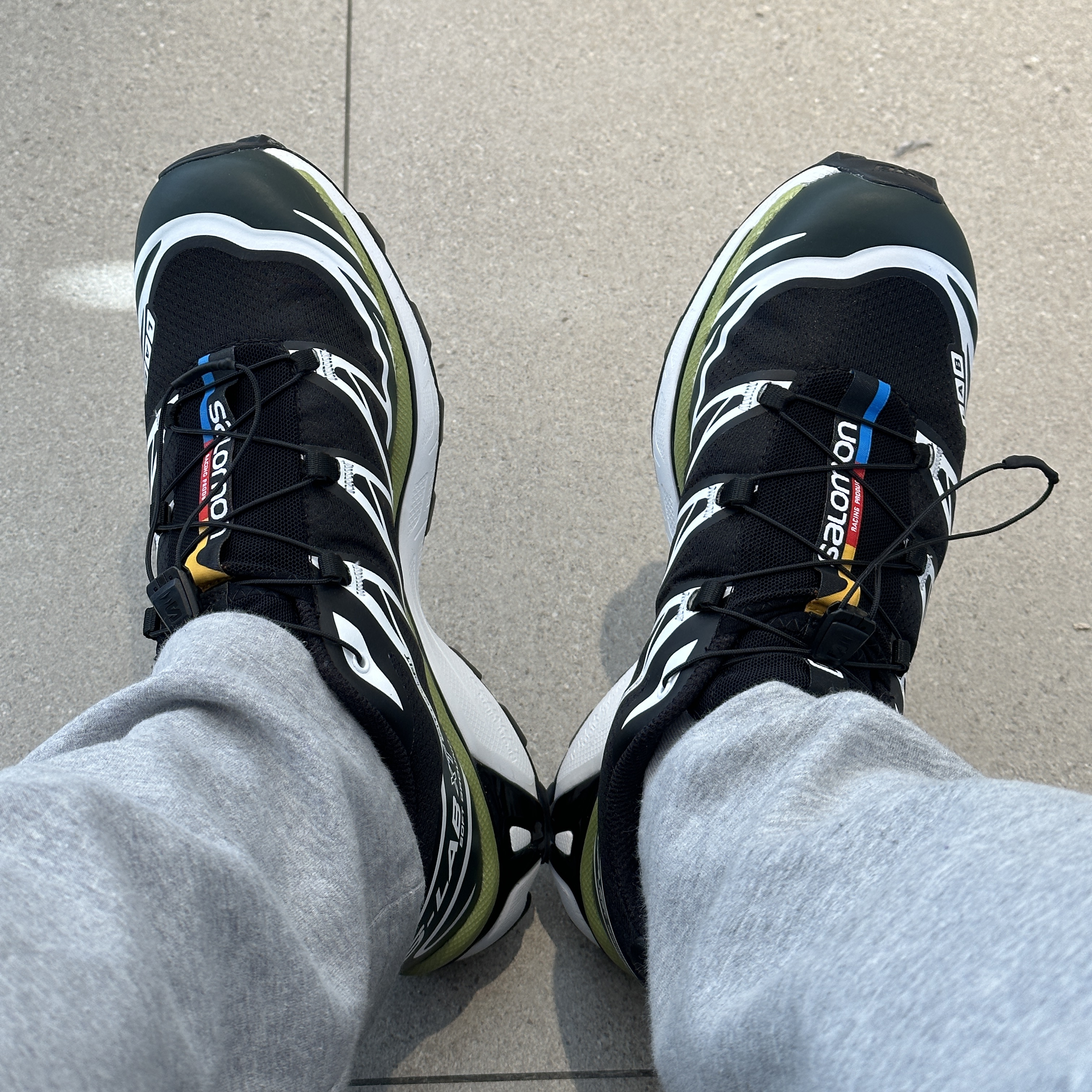 Salomon XT-6 Scarab Black 착용 스타일