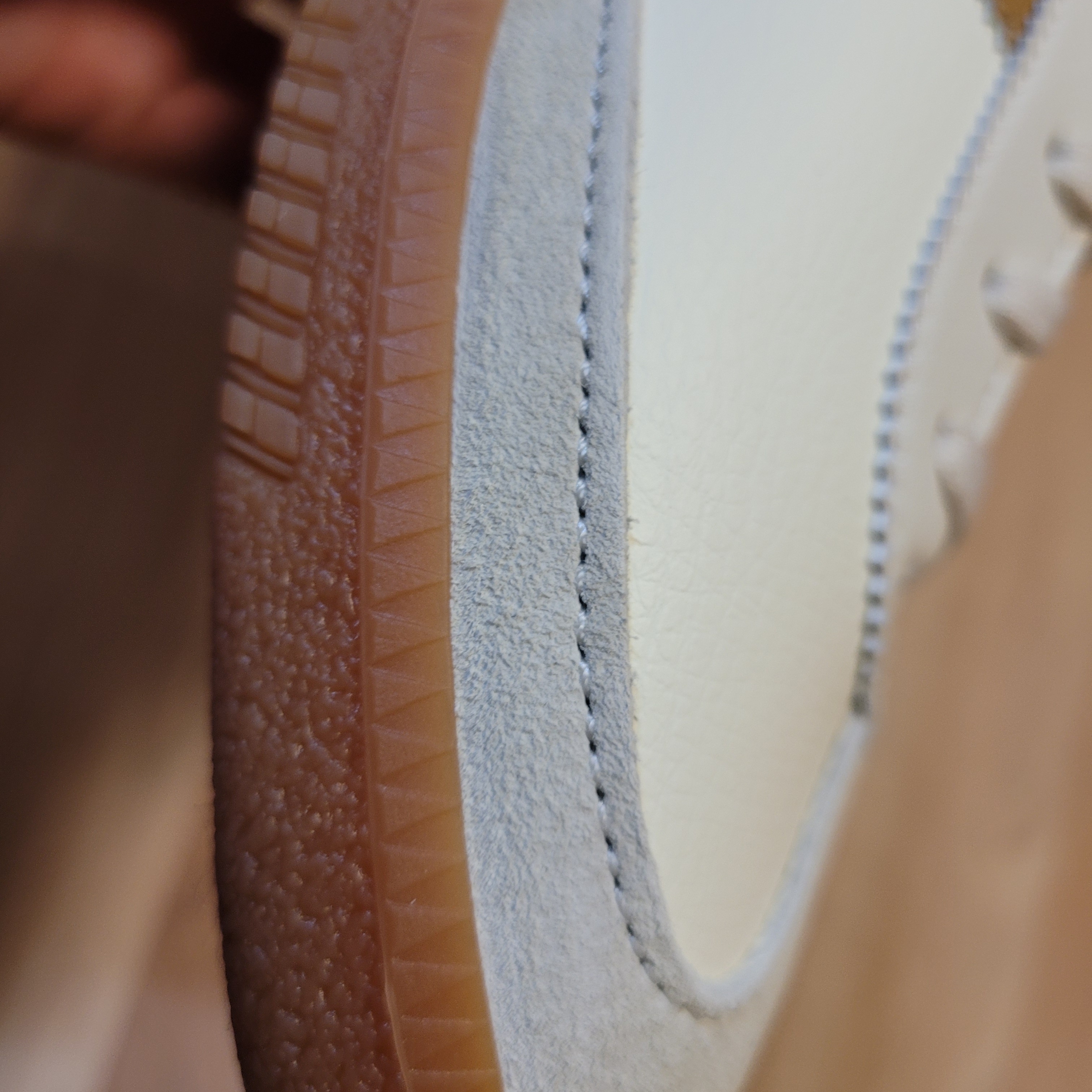 Adidas City Series Triest Cream White 착용 스타일 - 4