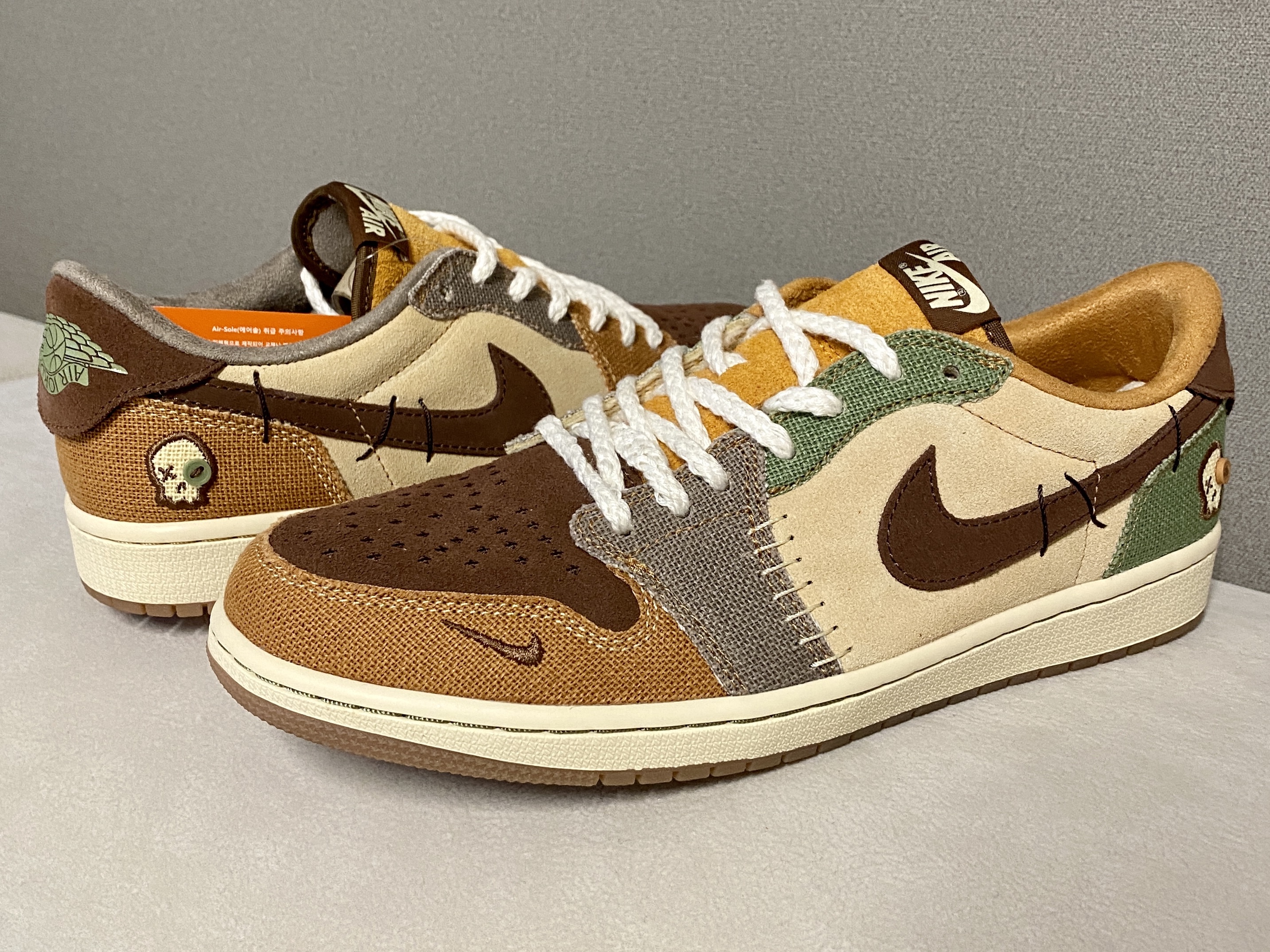 Jordan 1 x Zion Williamson Retro Low OG Flax and Oil Green 착용 스타일
