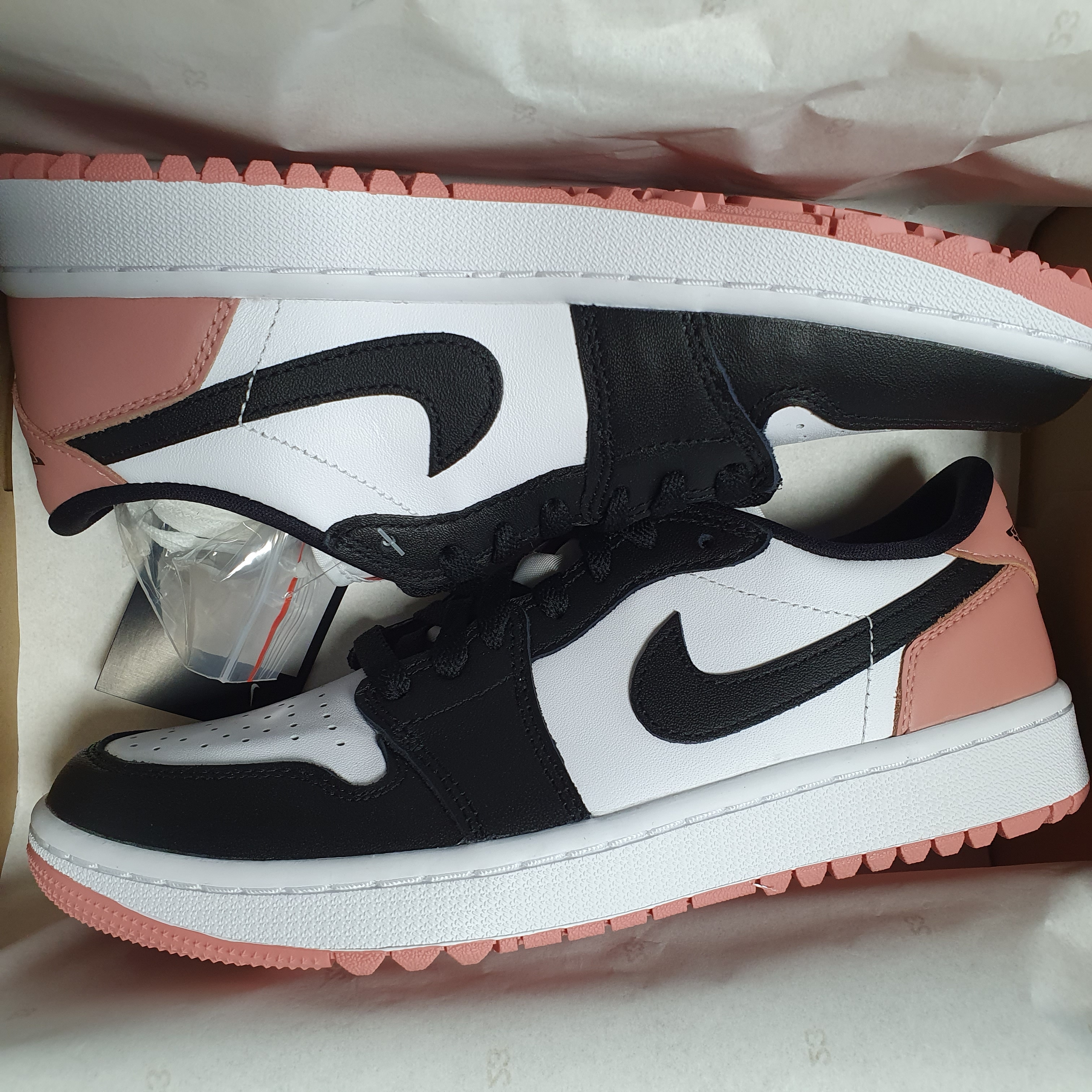 Jordan 1 Low Golf Rust Pink 착용 스타일 - 2
