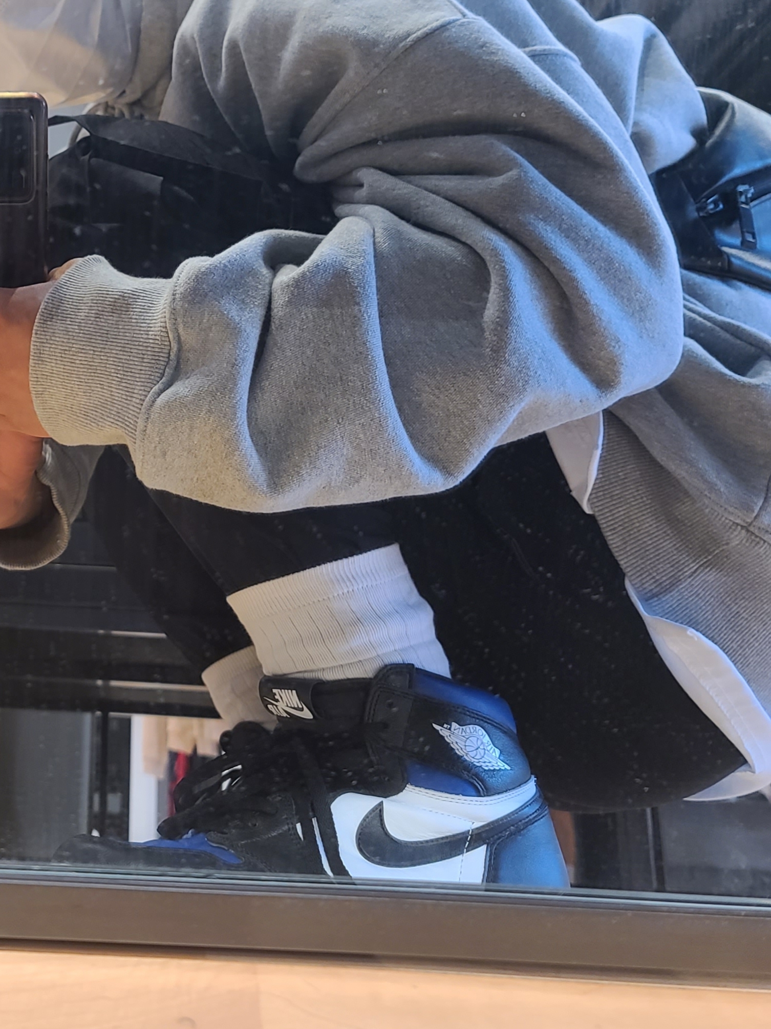 Jordan 1 Retro High OG Royal Toe 착용 스타일