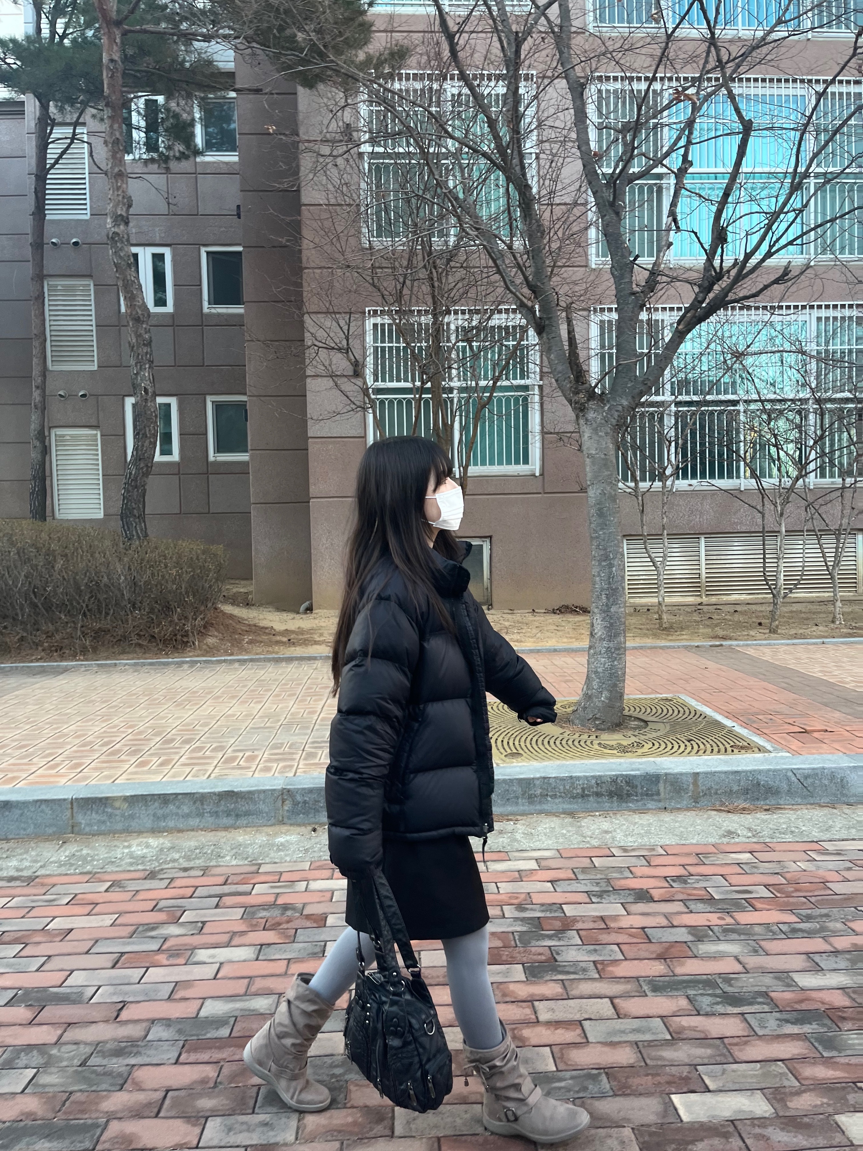 The North Face 1996 Eco Nuptse Jacket Black 착용 스타일 - 1