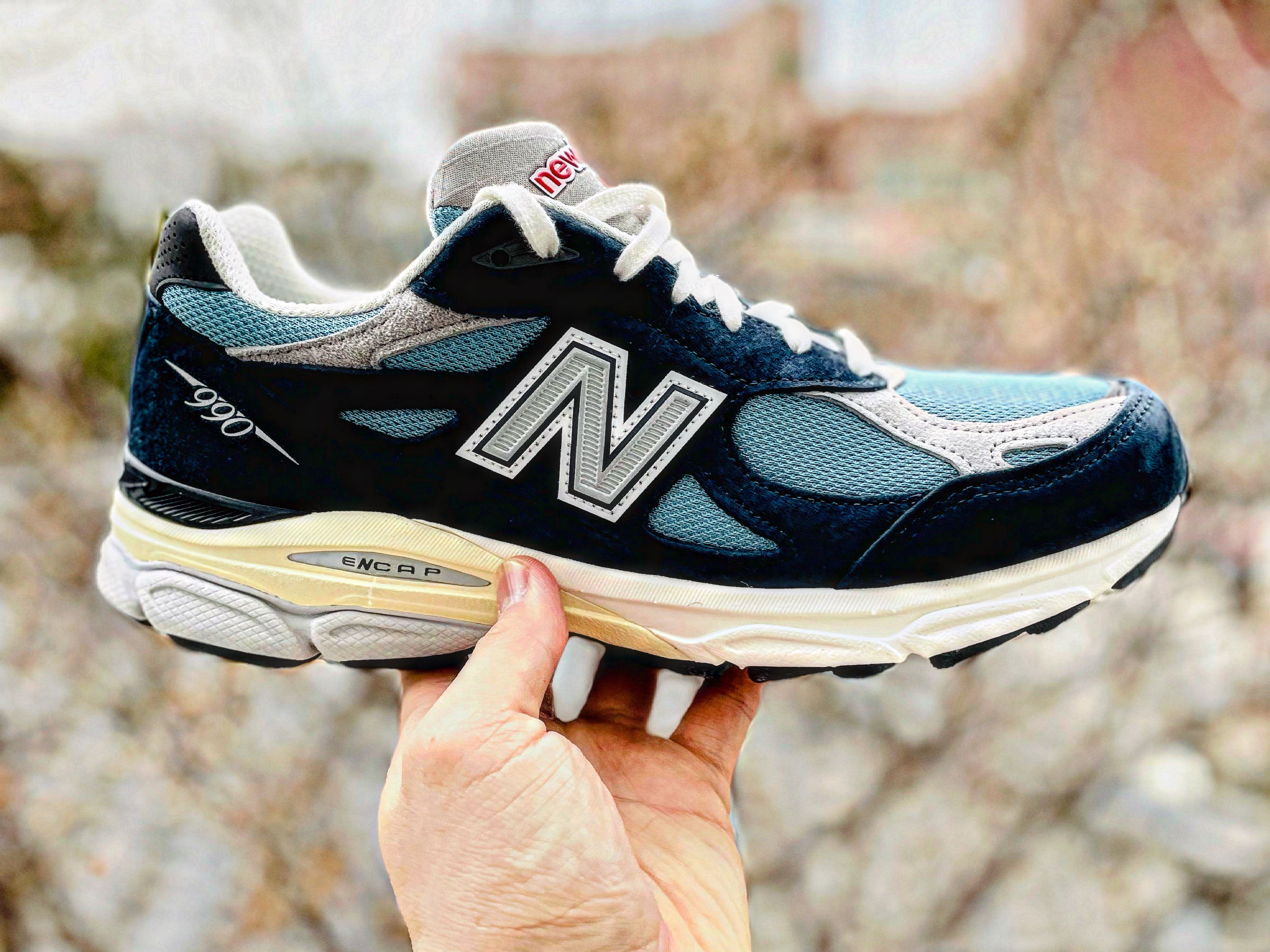 New Balance 990v3 Made in USA Navy Spring Tide 착용 스타일