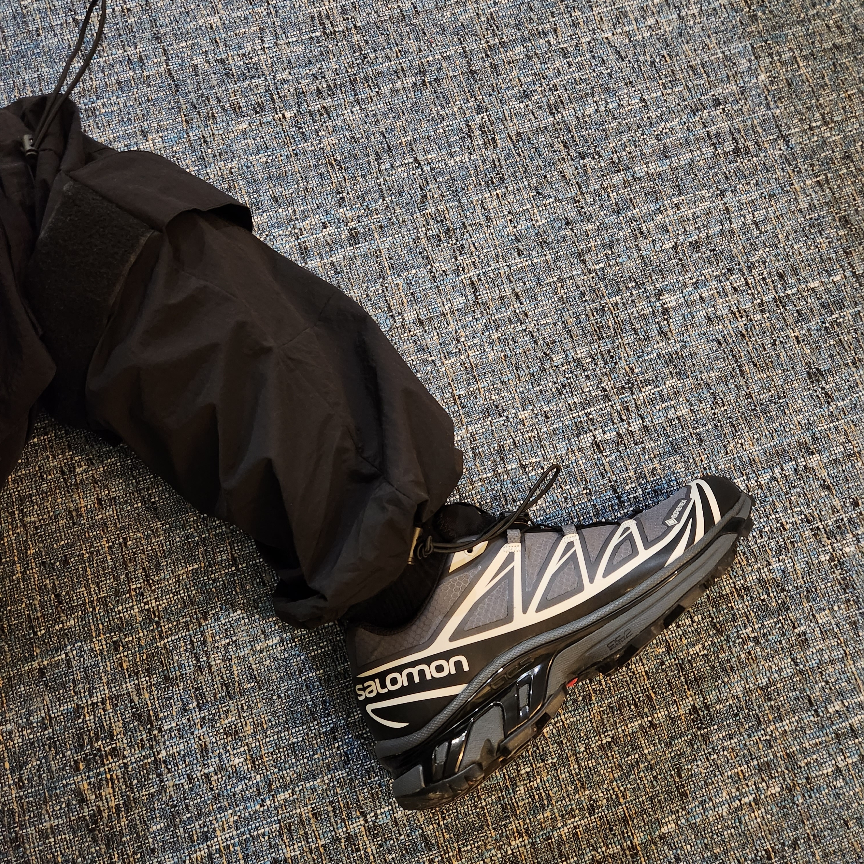 Salomon XT-6 Gore-Tex Black Ebony 착용 스타일