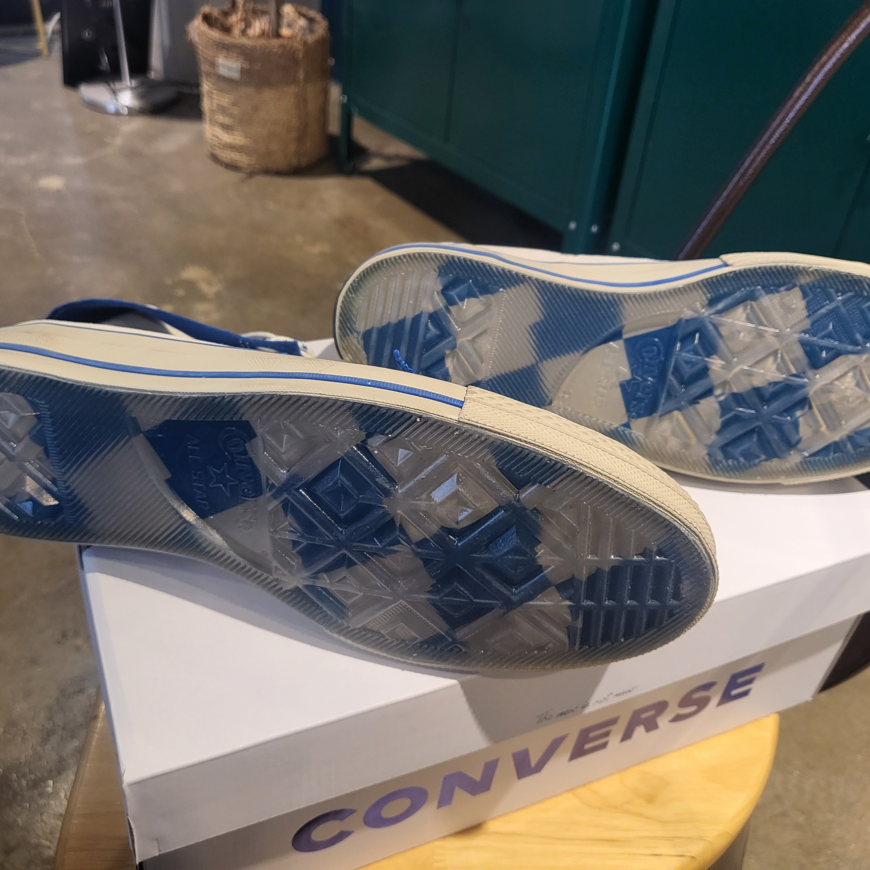 Converse x Ader Error Chuck 70 High White 착용 스타일 - 2