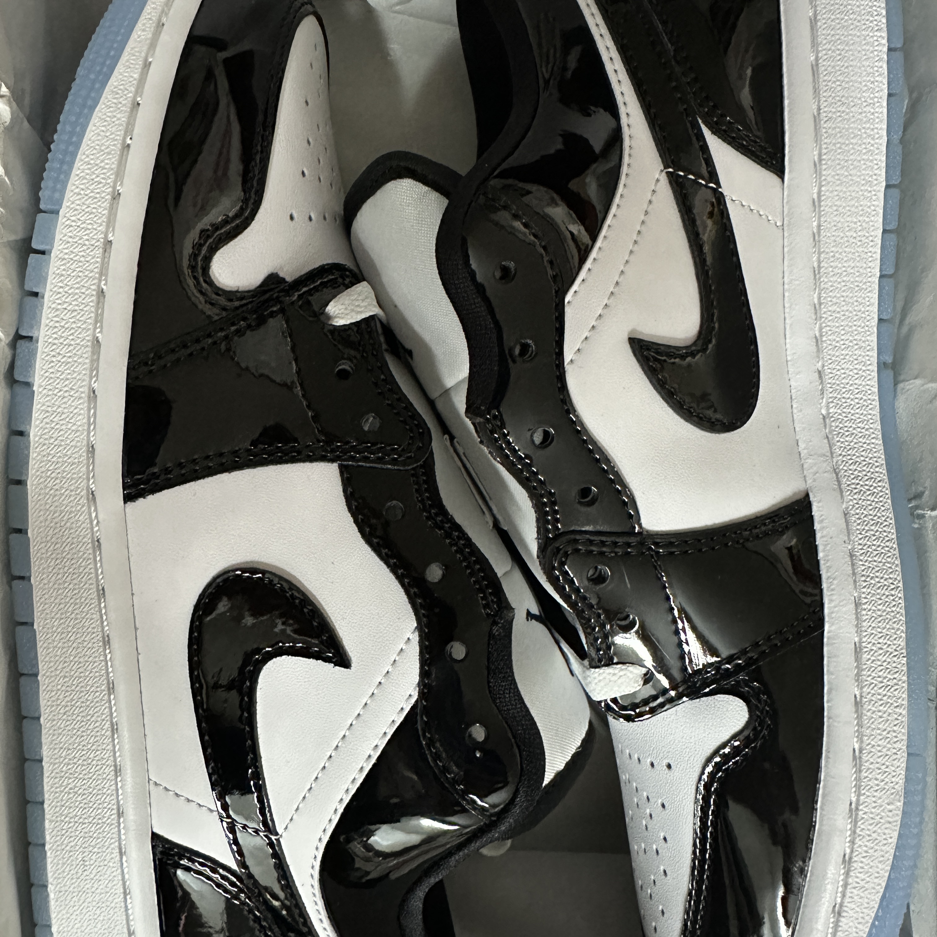 Jordan 1 Low SE Concord 착용 스타일 - 1