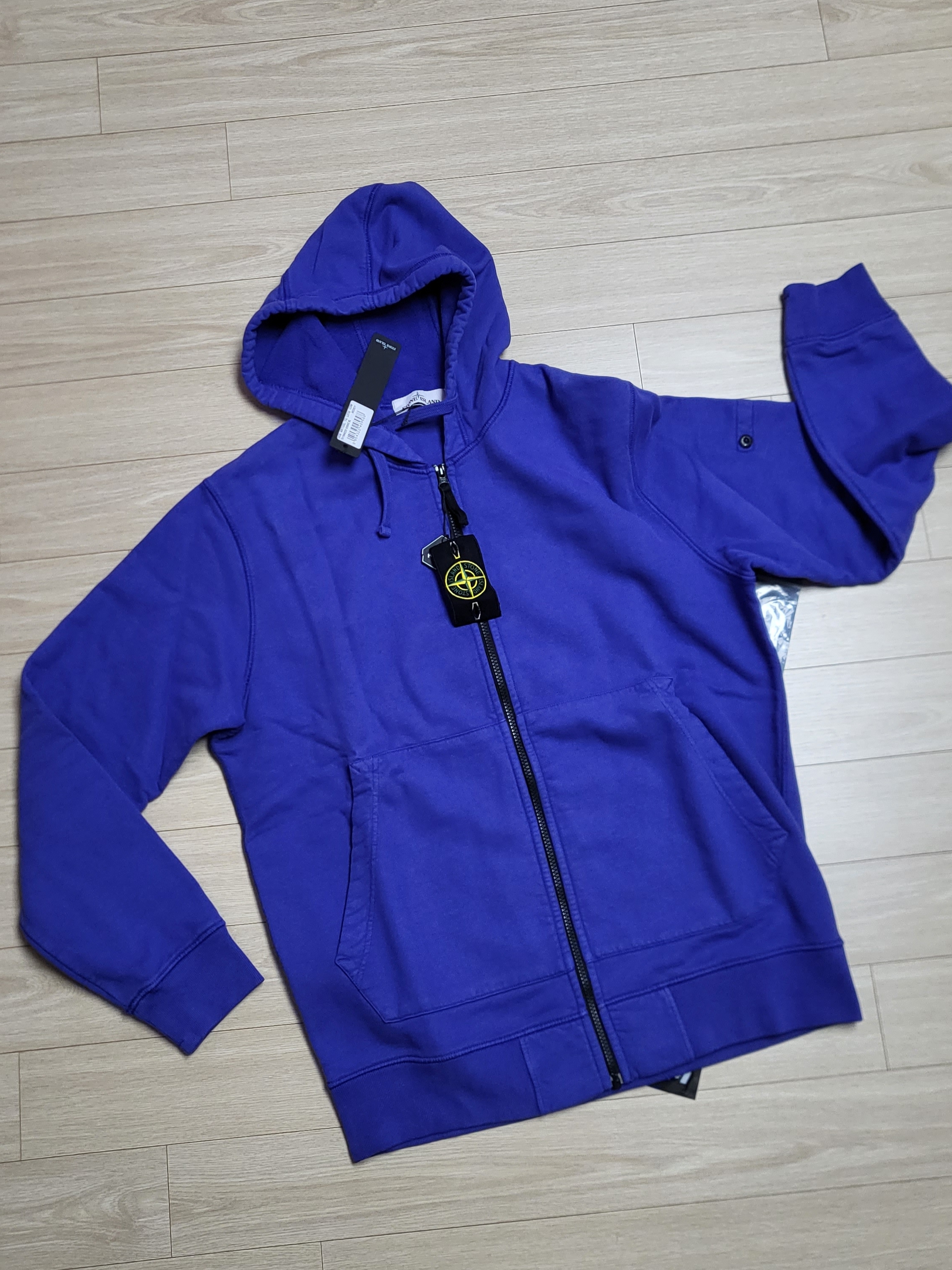 Stone Island 64220 Full Zip Hooded Sweatshirt Periwinkle - 21FW 착용 스타일 - 1